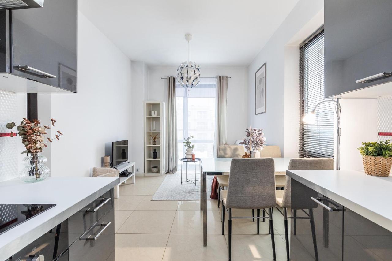 Apartment Superapart Bartycka 61