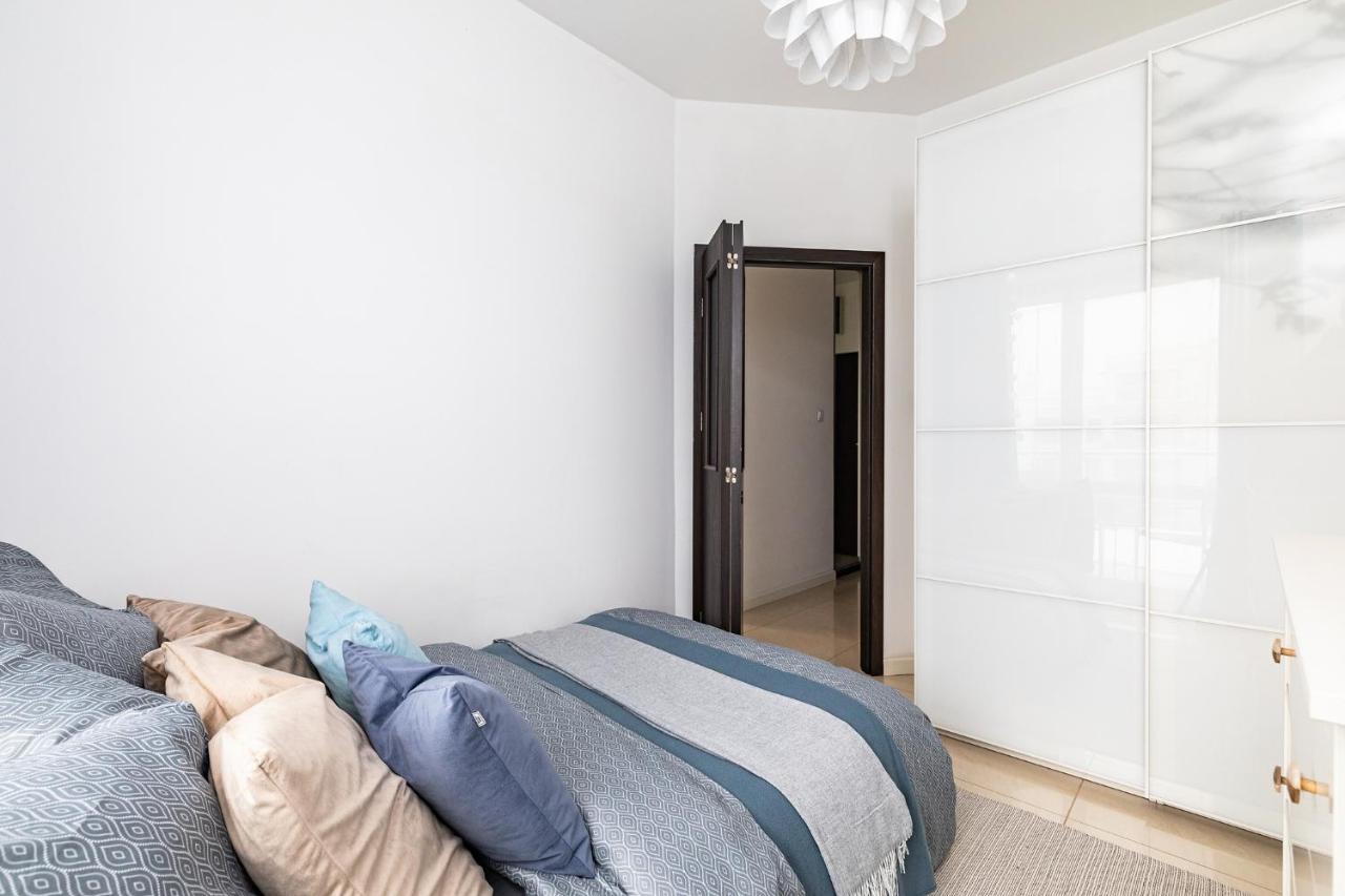 Superapart Bartycka 61 *