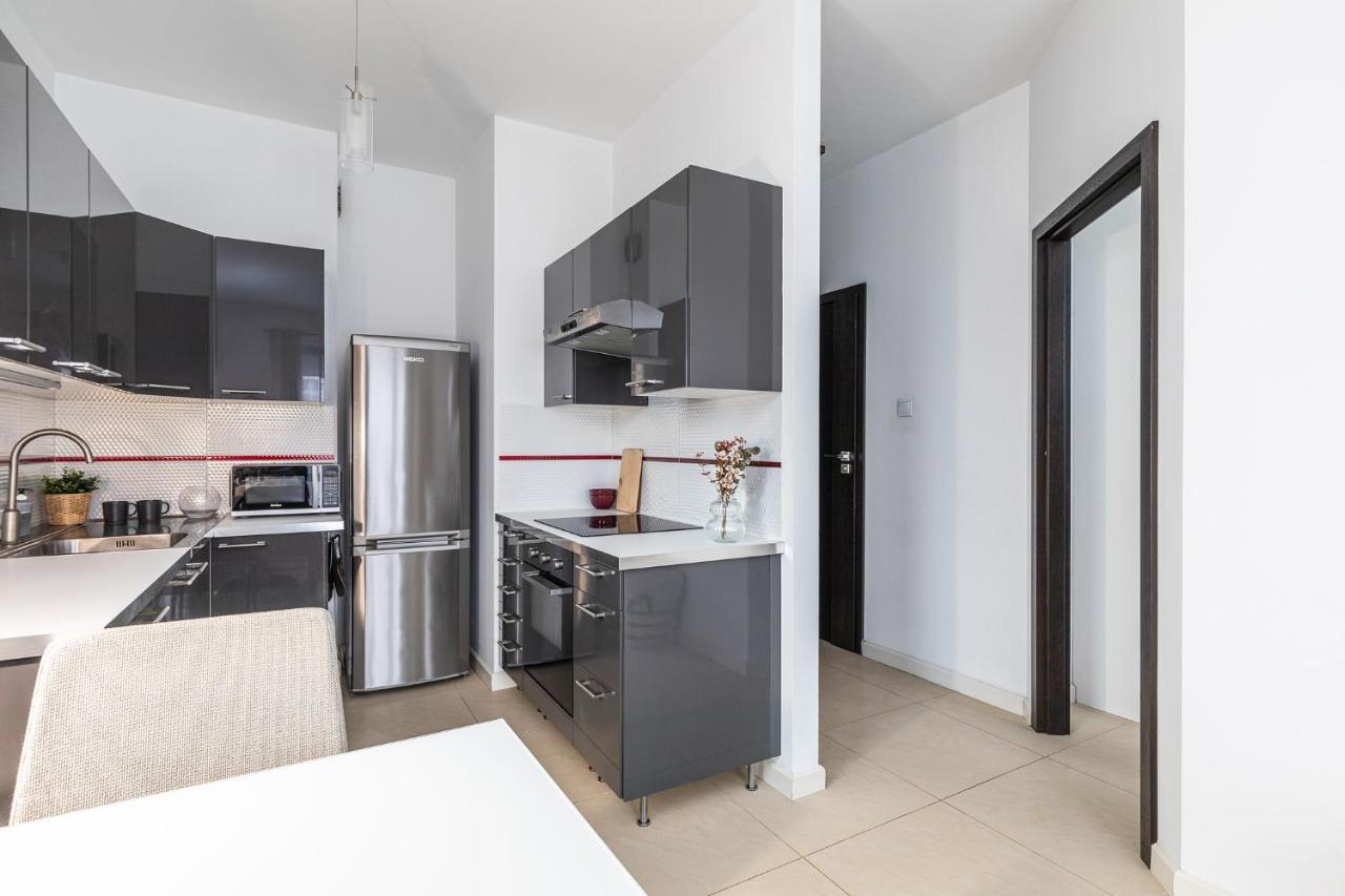 Apartment Superapart Bartycka 61