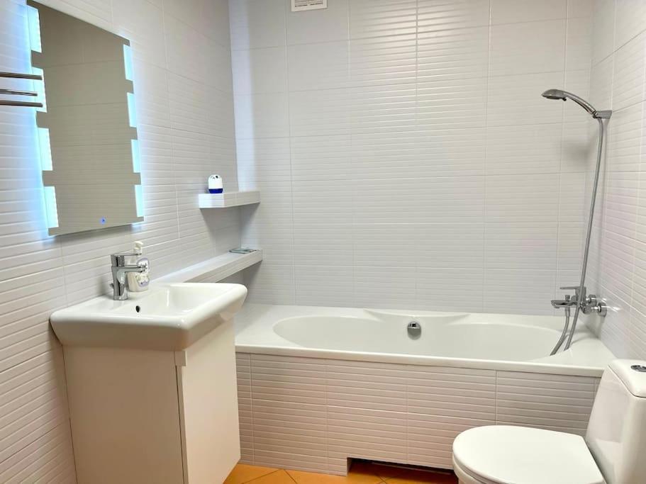 Bialoleka Fine Apartamento Varsóvia