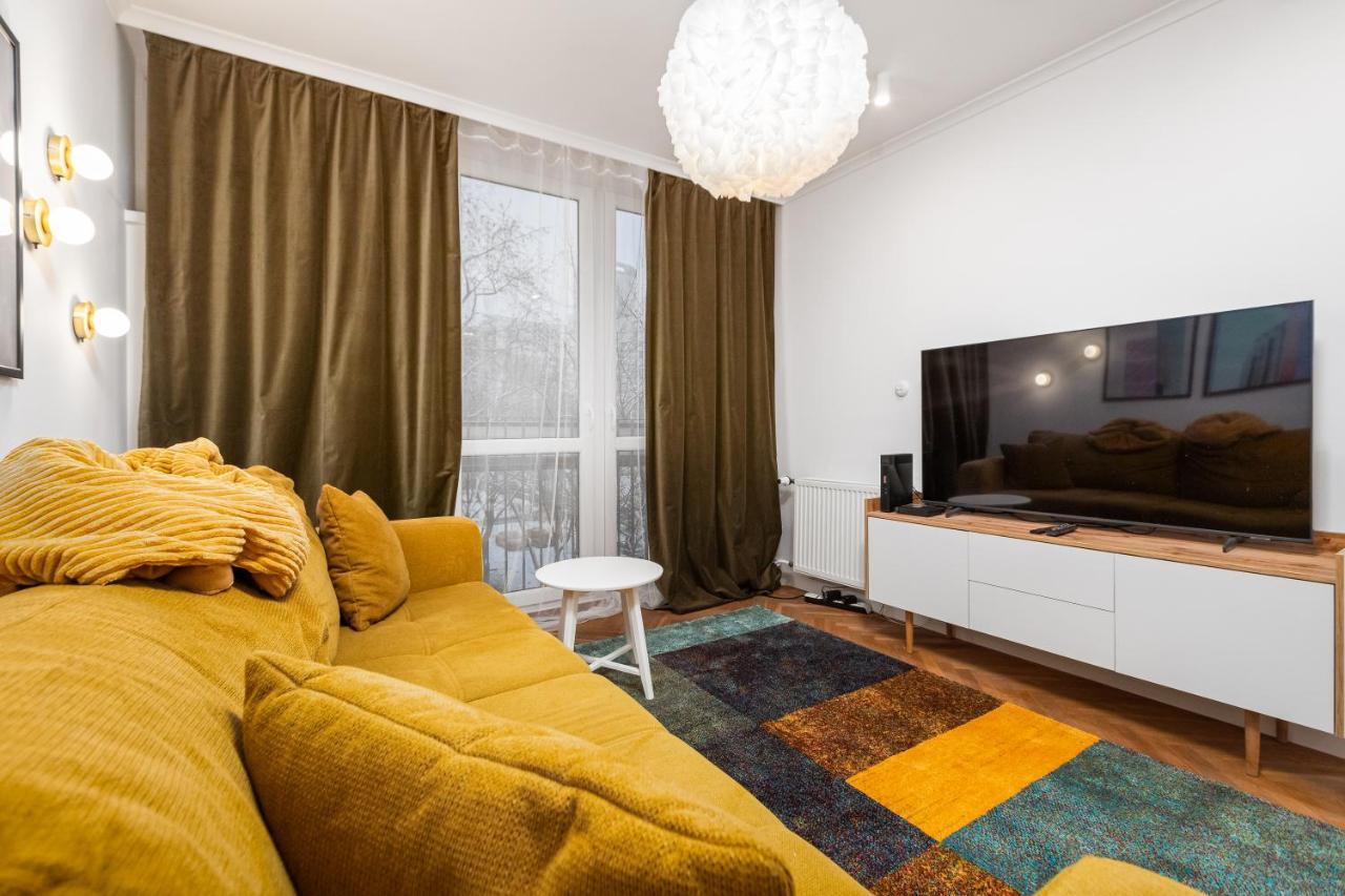 Apartment Chlodna 15 Warsaw