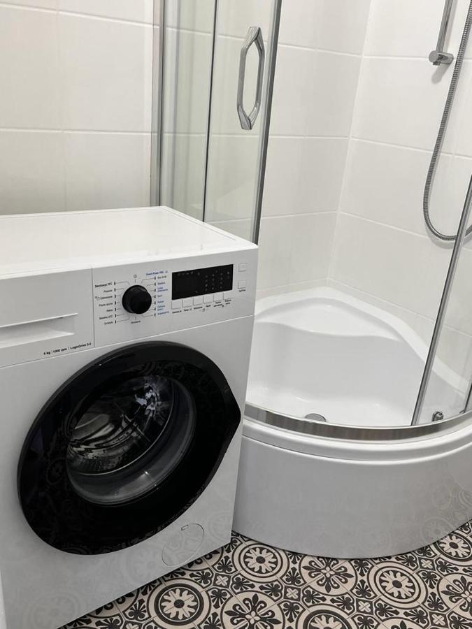 20m2 Studio, Near Chopin Airport, Cozy And Quite Warschau