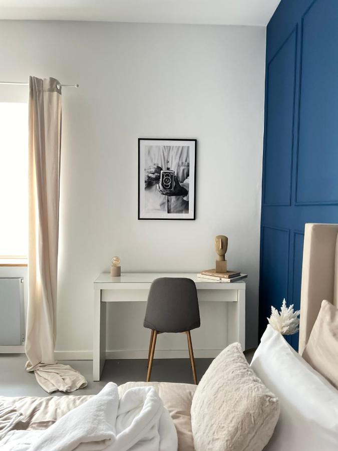 Bella Luna Luxury - Chic In Historic Square Apartment