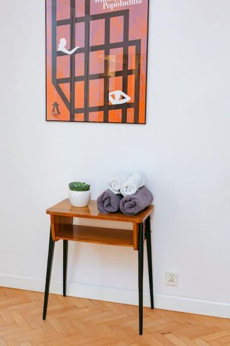 Bright And Elegant In The Area! Apartment