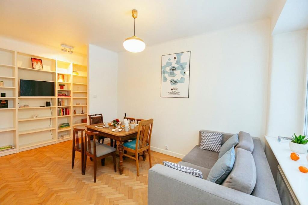 Bright And Elegant In The Area! Apartment *