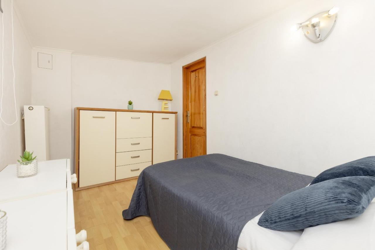 Sienna With Ac In The Center Of By Renters Apartament Warszawa