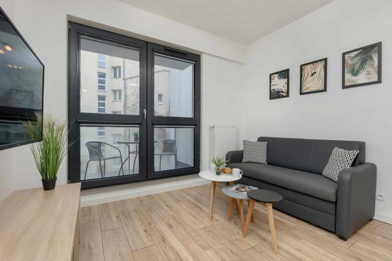 Apartment Chlodna Modern Near The Centre By Renters Warsaw