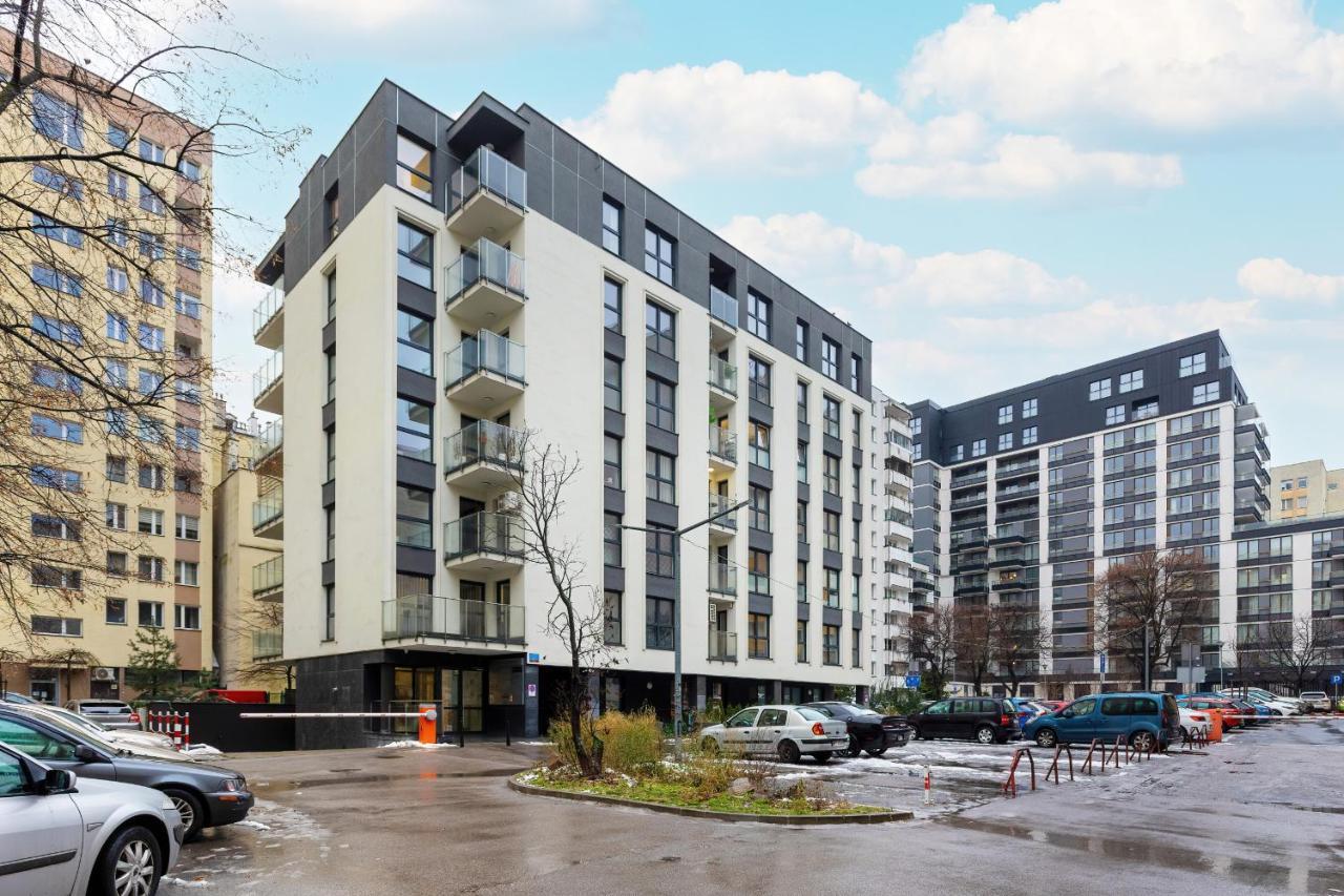 Chlodna Modern Near The Centre By Renters Apartment Warsaw