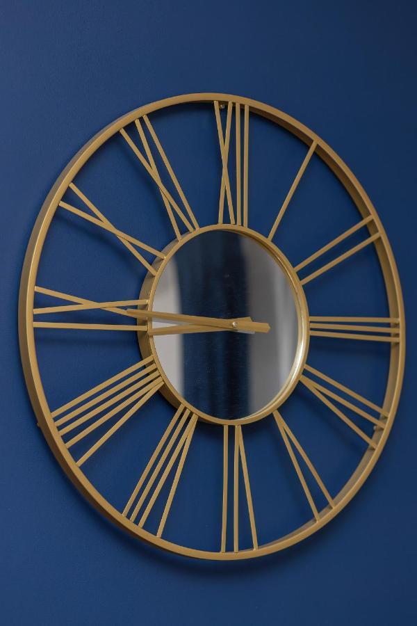 Apartment Gold & Blue Cozy In By Renters Warsaw