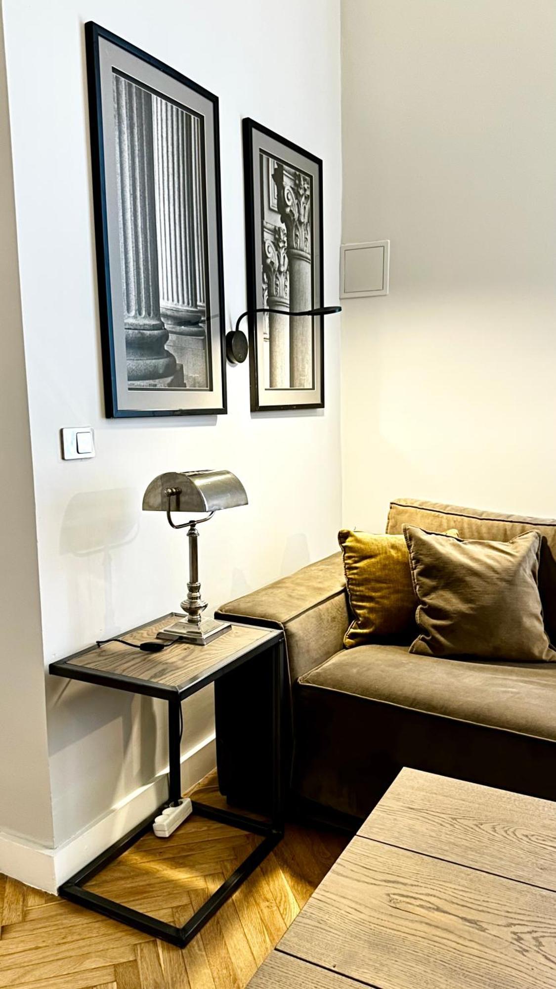 4m High In Heart Of Warsaw! Apartment *