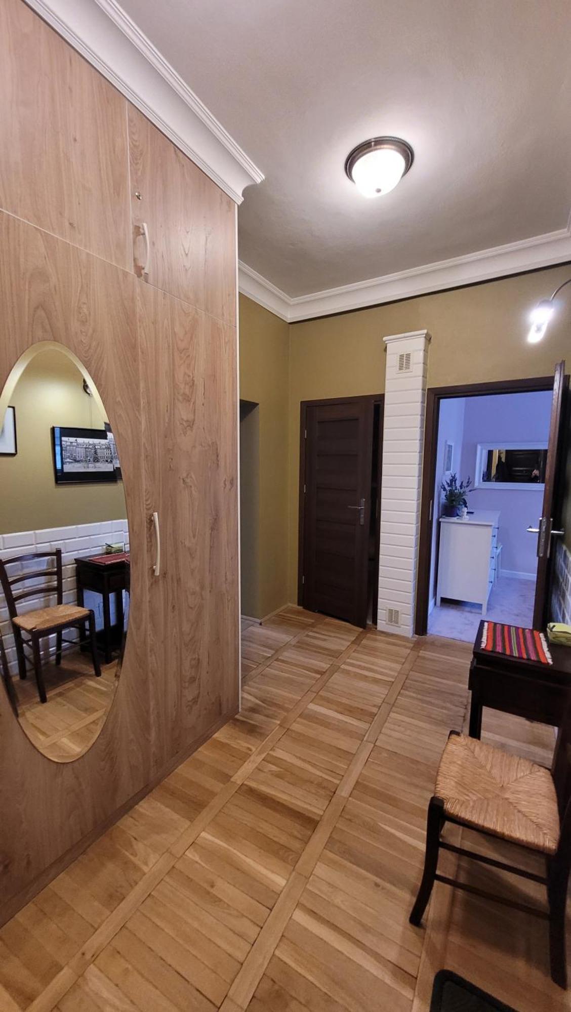 Apartment Krakowskie Przedmiescie 