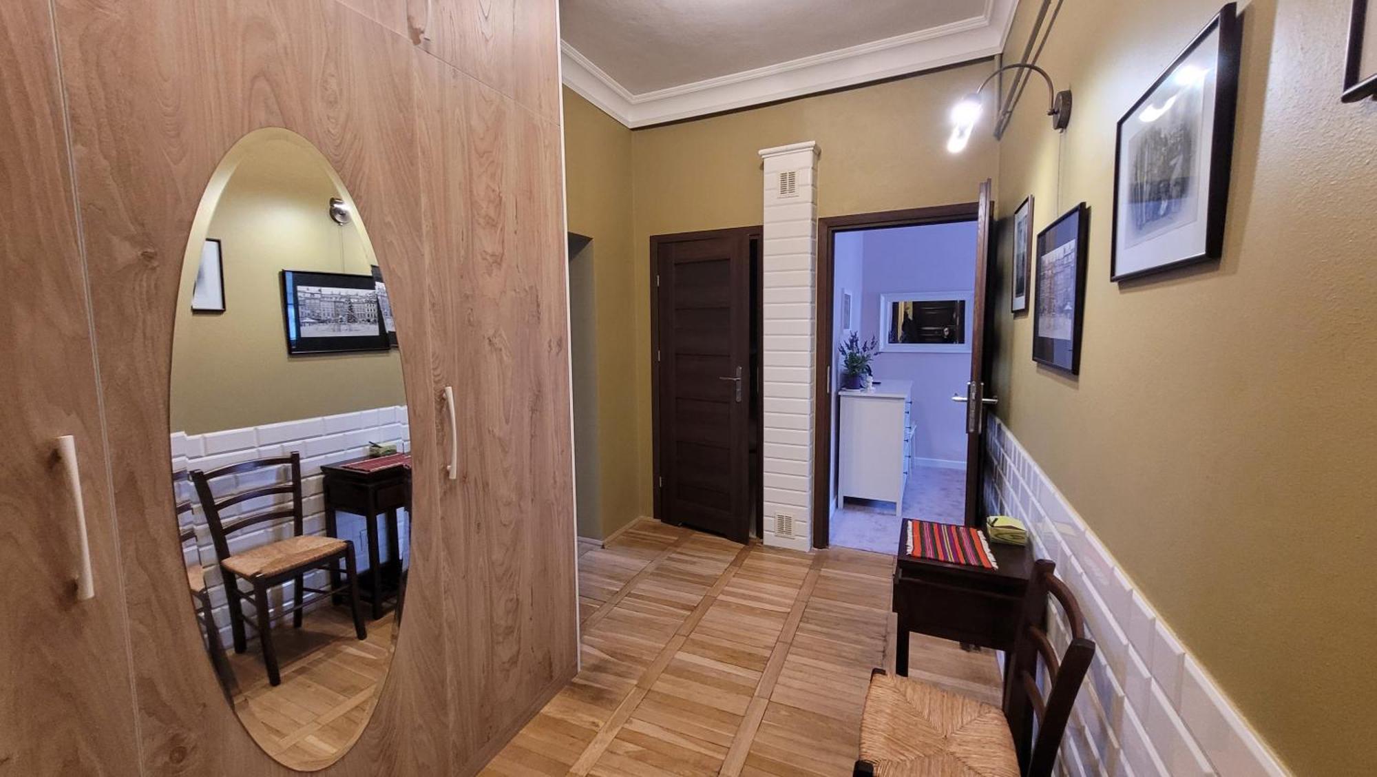 Apartment Krakowskie Przedmiescie 