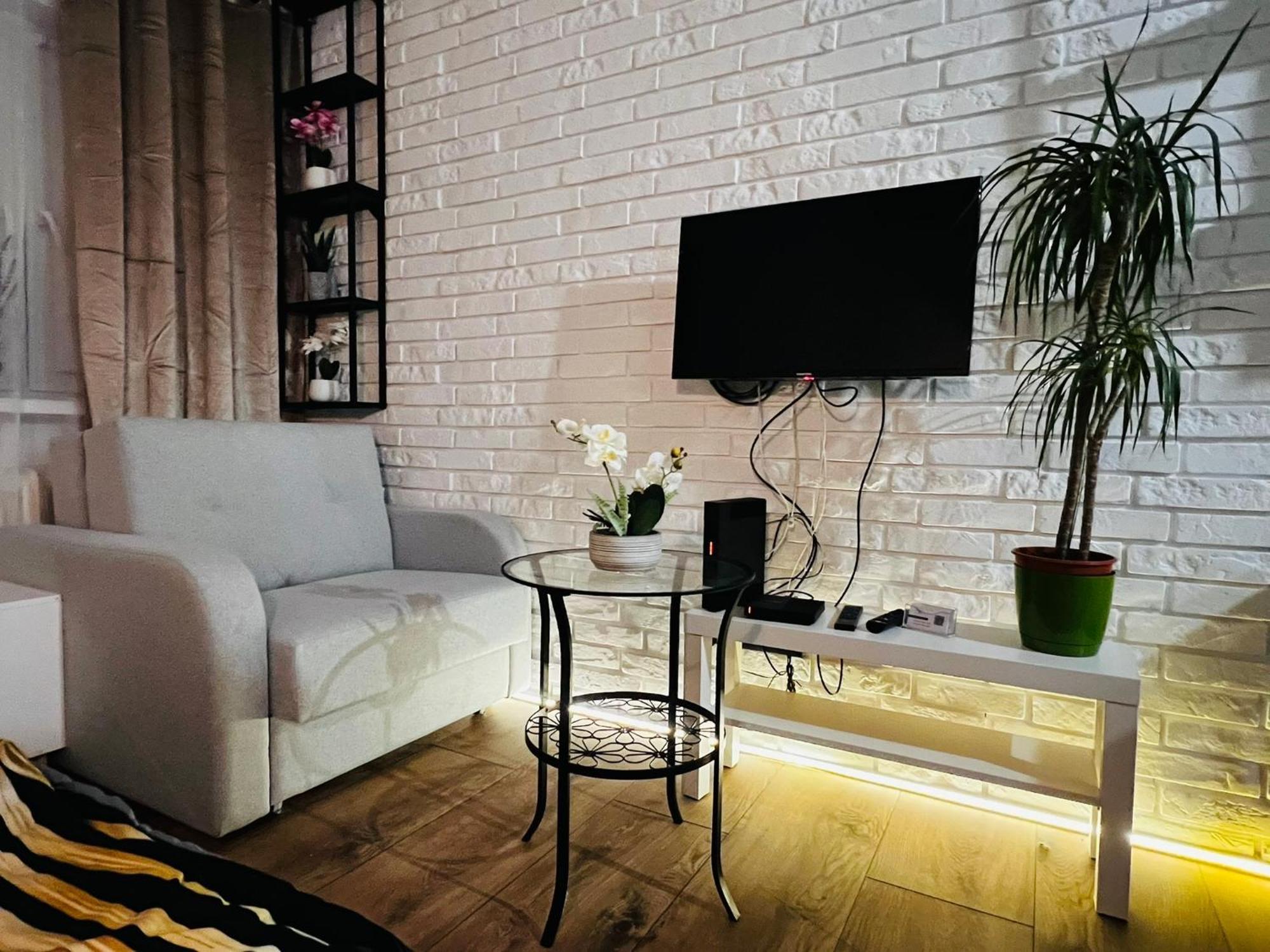 Apartment Kameralna Kawalerka W Stylu Loftu Blisko Centrum Warsaw