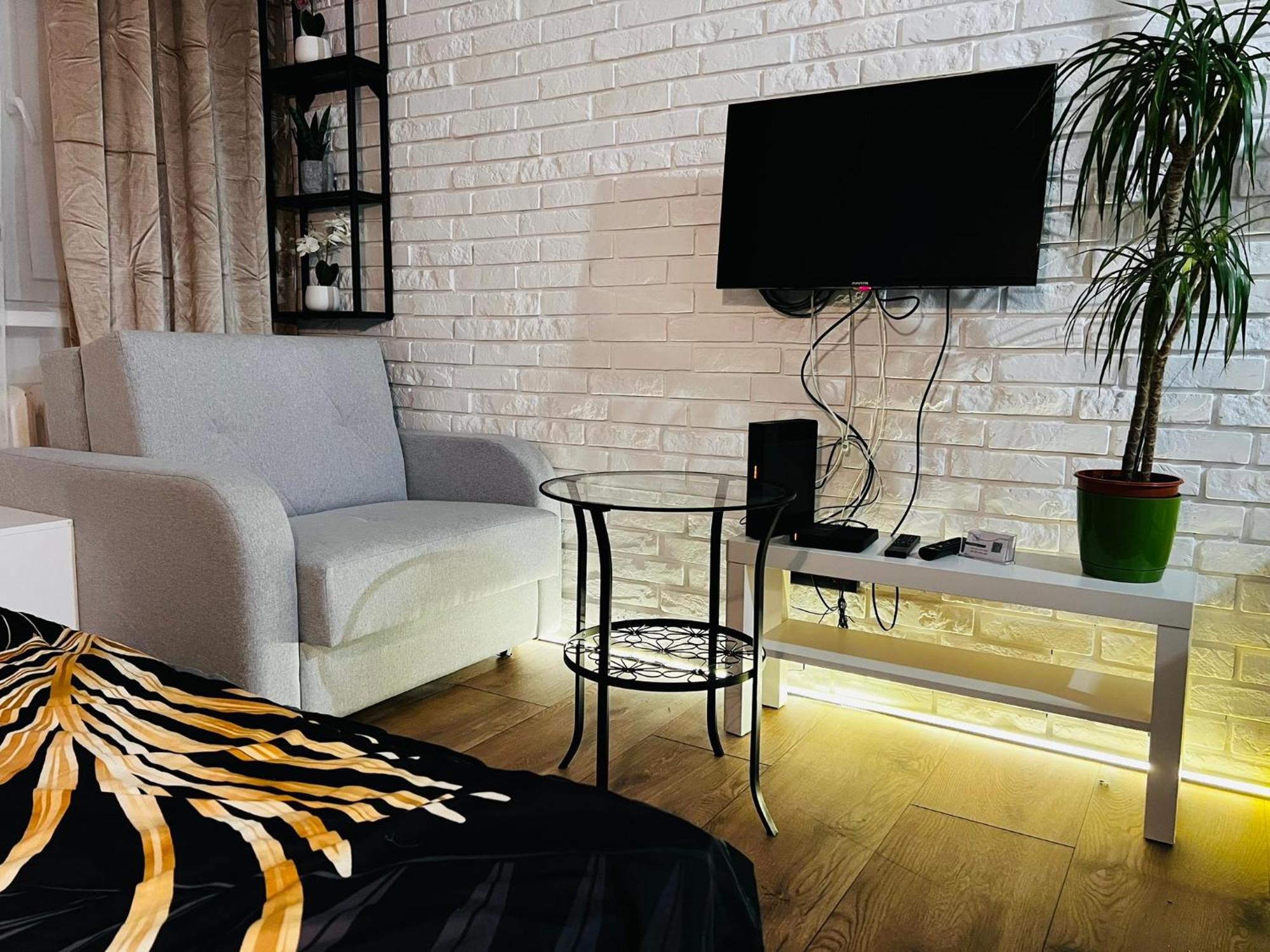 Apartment Kameralna Kawalerka W Stylu Loftu Blisko Centrum Warsaw