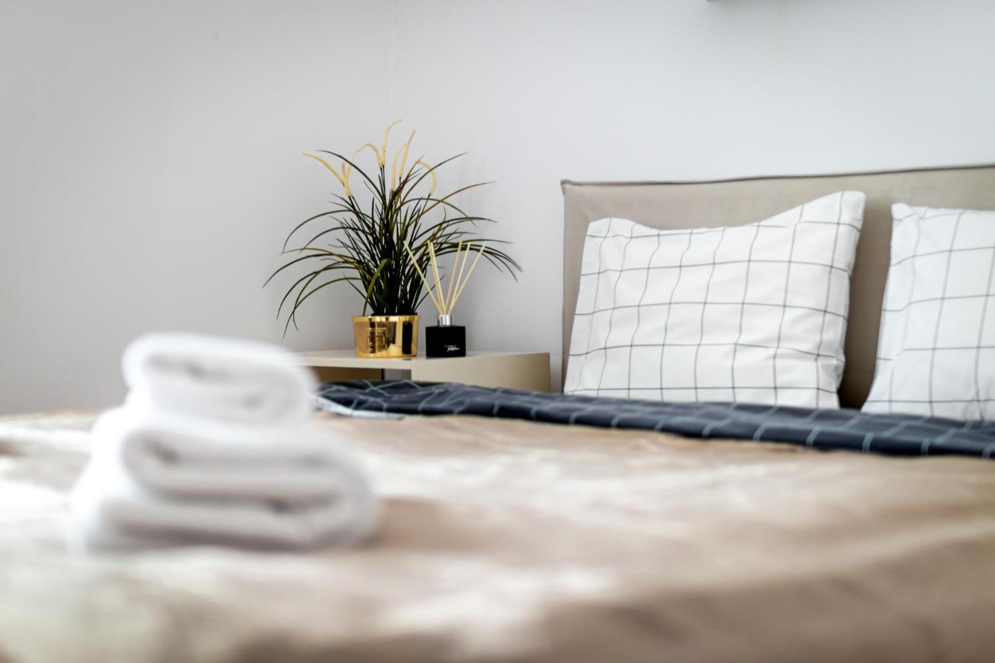 Golden - Big Stylish Luxury - Old Town - Mostowa Apartment *