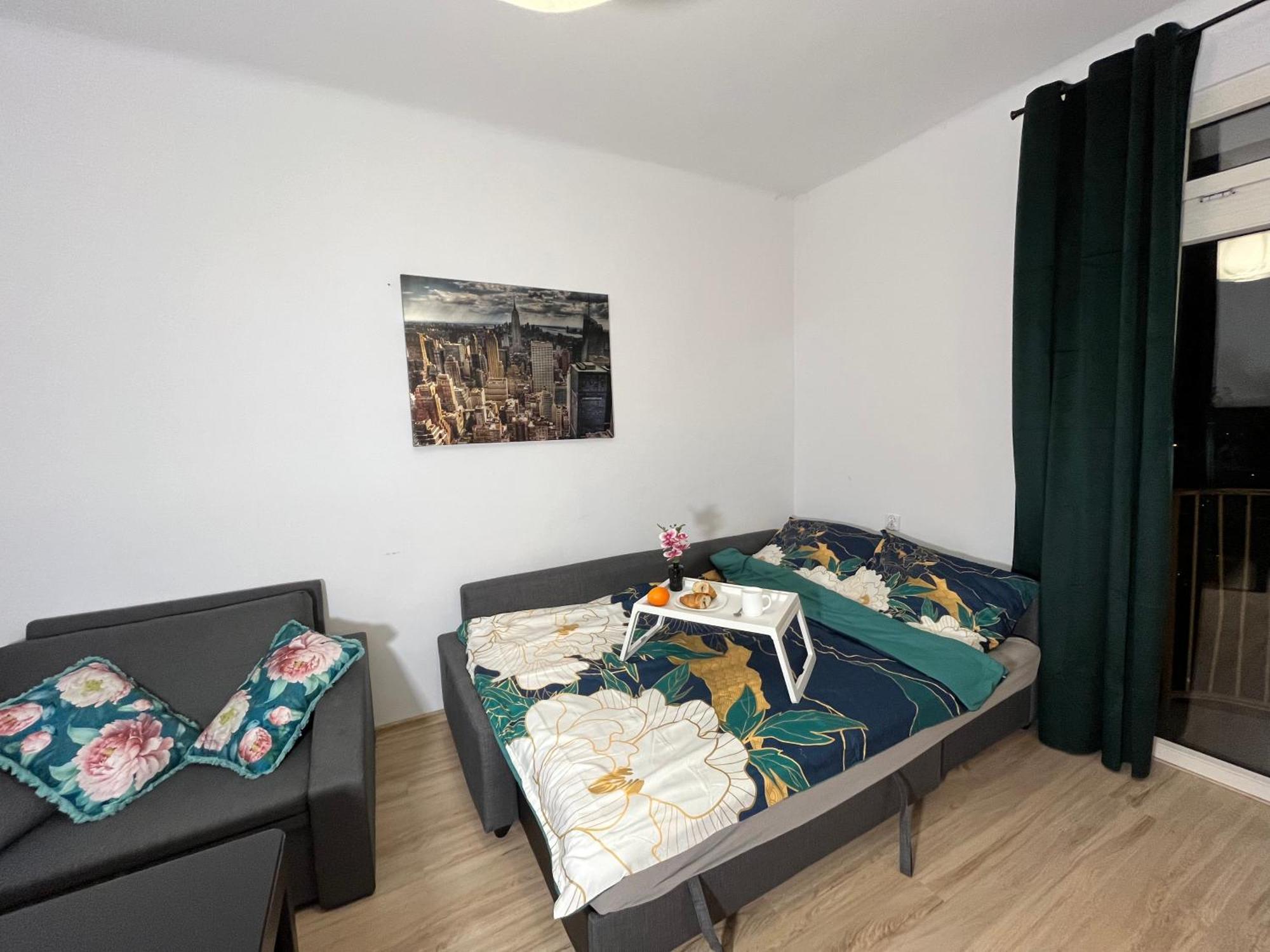 Przestronna Kawalerka Mokotow Dla 3 Osob Apartment Warsaw