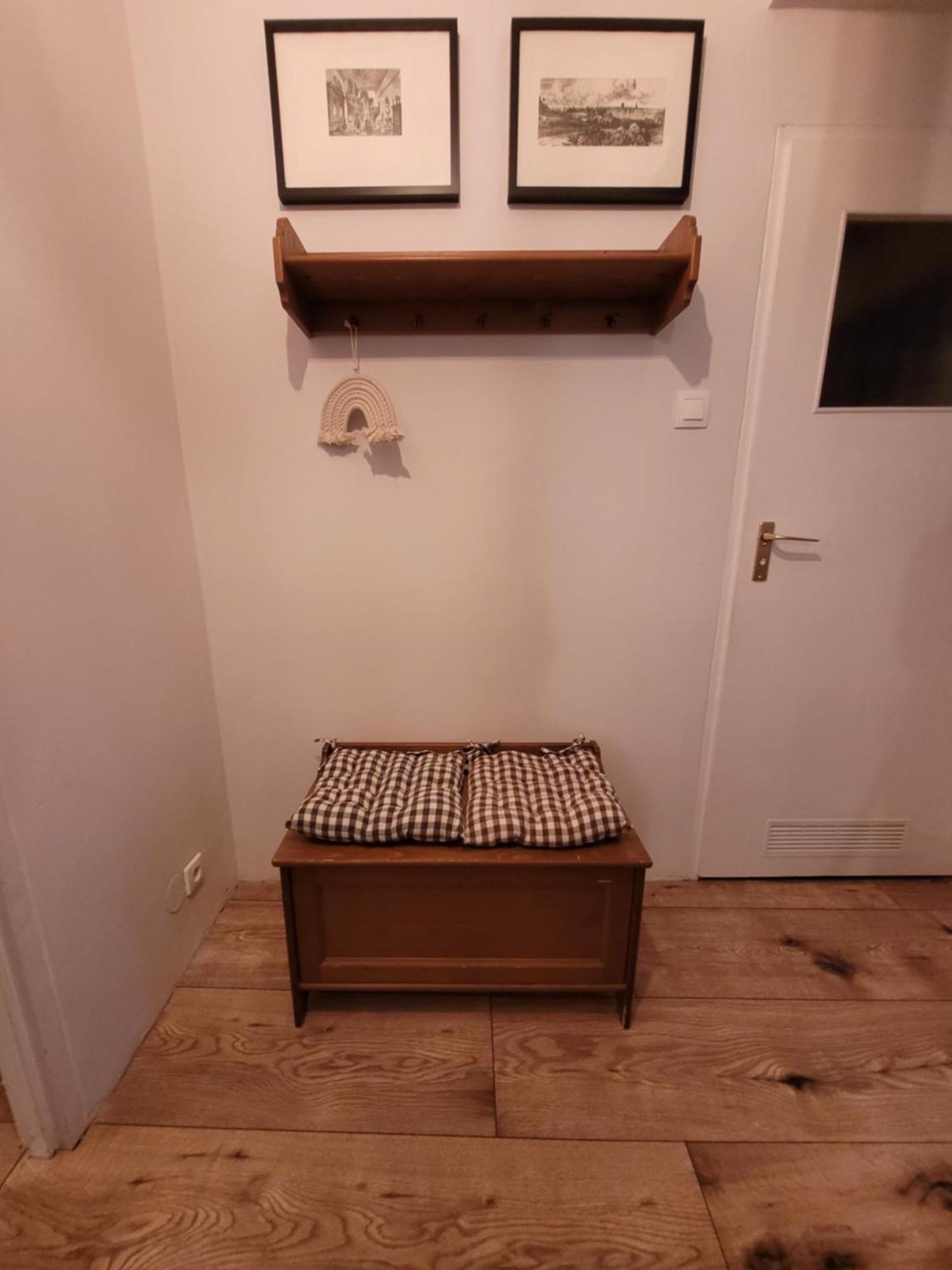 Apartament Czerwone Maki Warsaw
