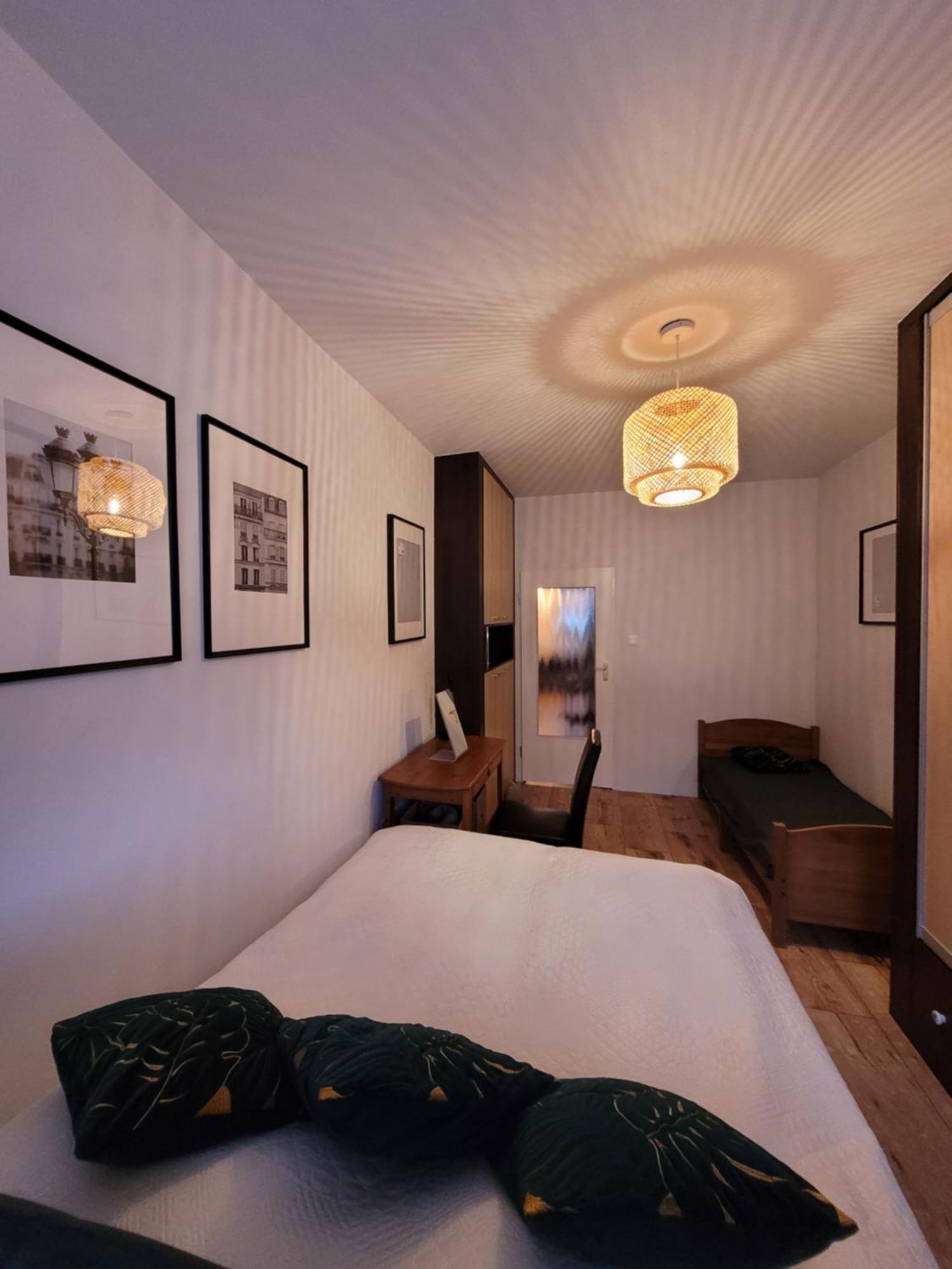 Apartament Czerwone Maki Apartment Warsaw
