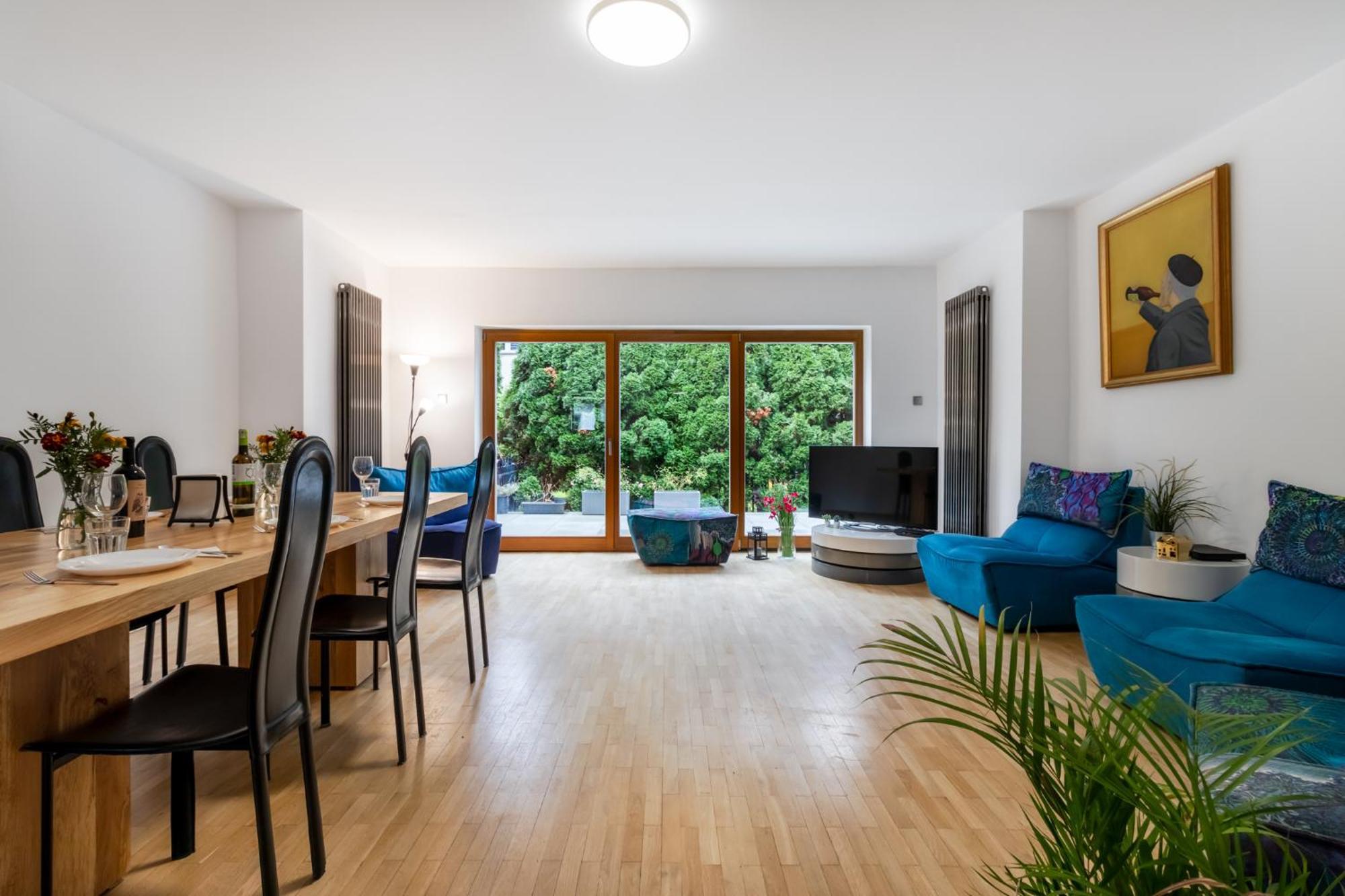 Holiday home Huge Luxury House - 6 Floors-6 Bedrooms- Center *