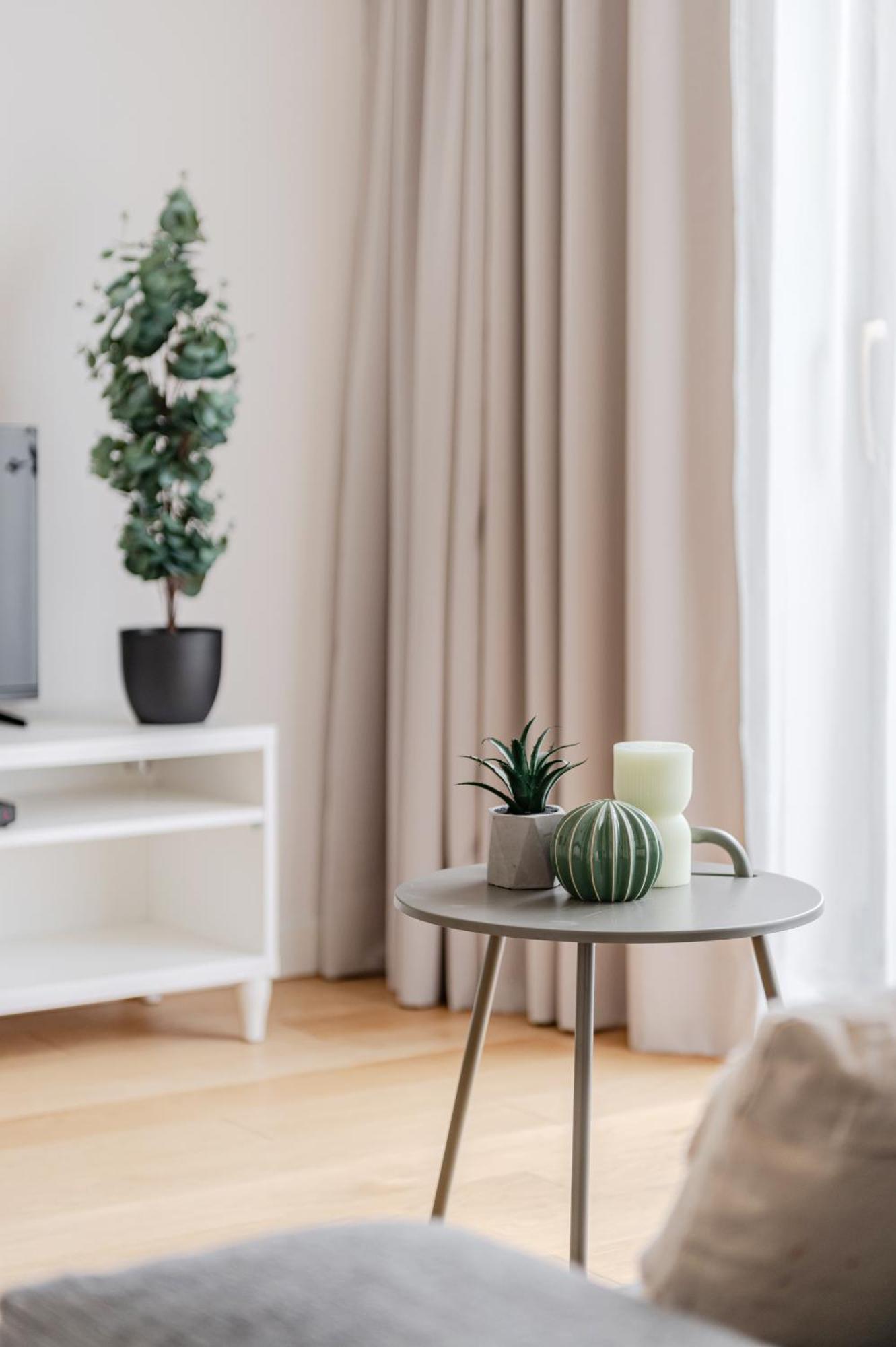 Wola Relaksu: Centrum, Kawa, Klima Apartment Warsaw