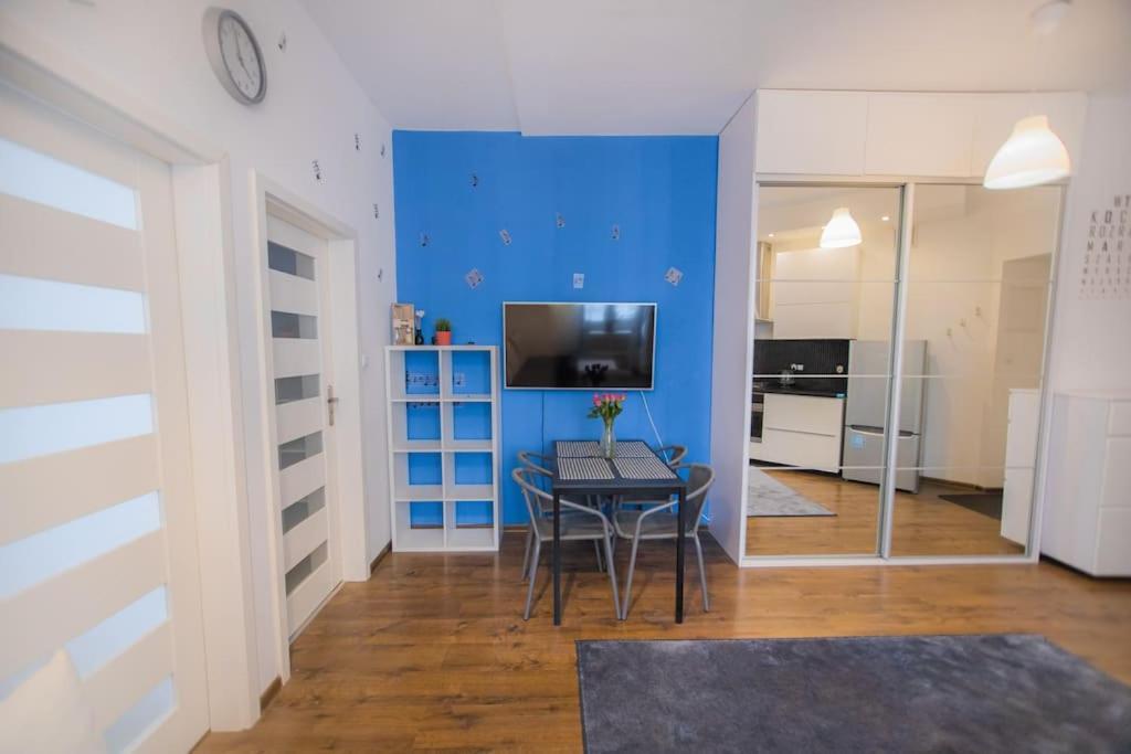 Poznanska Apartment. Great Location. Center Apartamento Varsóvia
