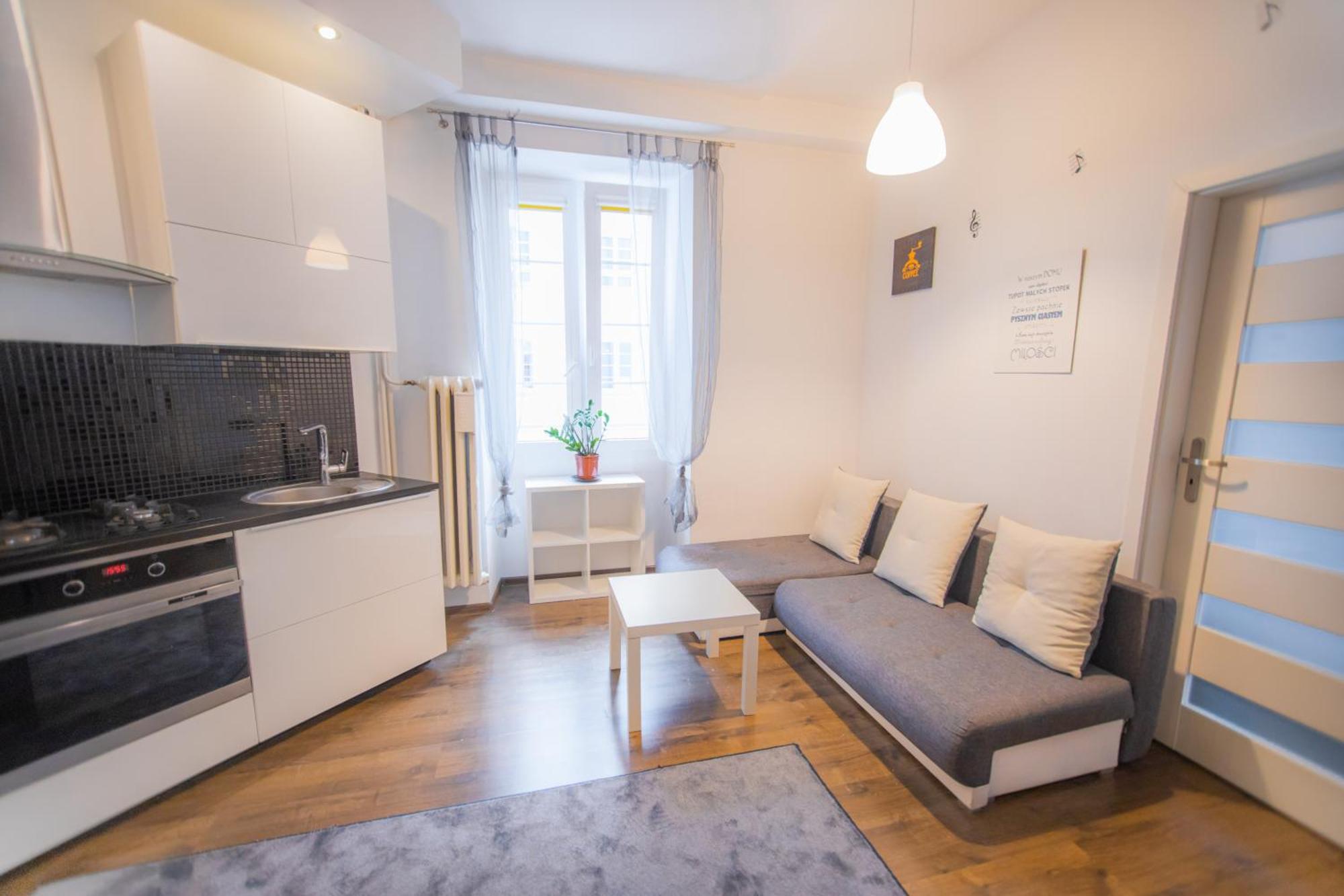 Poznanska Apartment. Great Location. Center * Varsóvia
