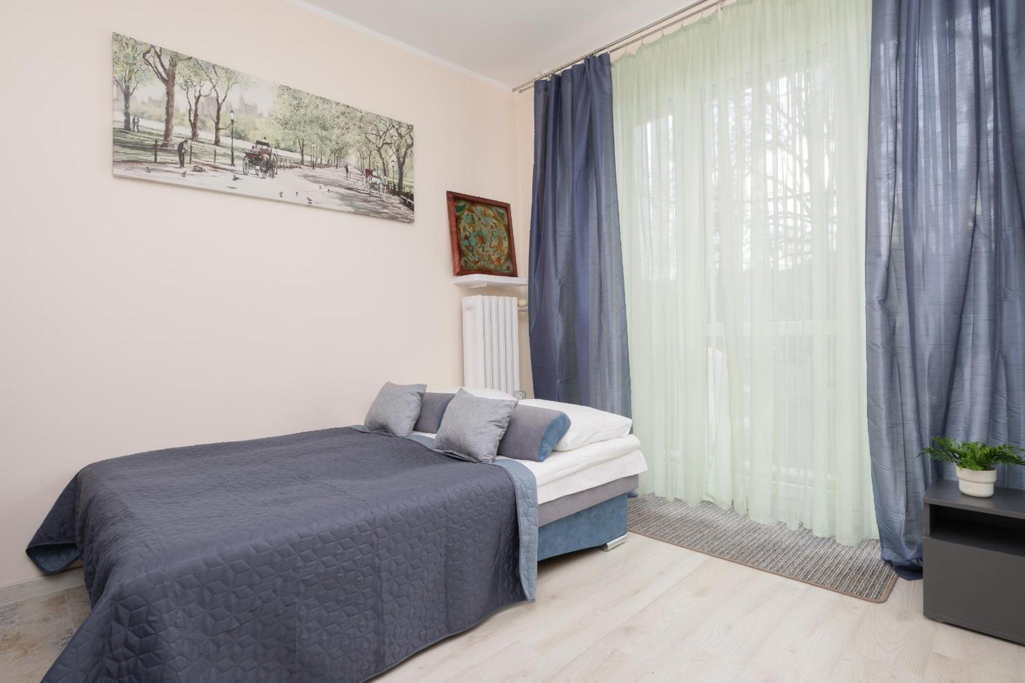 Apartment With Balcony 180 M To The Royal Baths By Renters Warschau