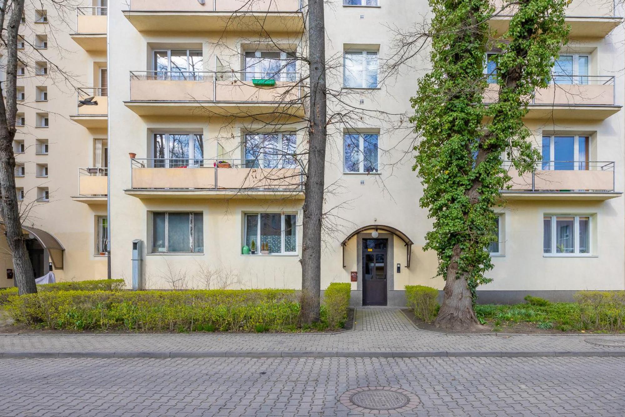 With Balcony 180 M To The Royal Baths By Renters * Warsaw