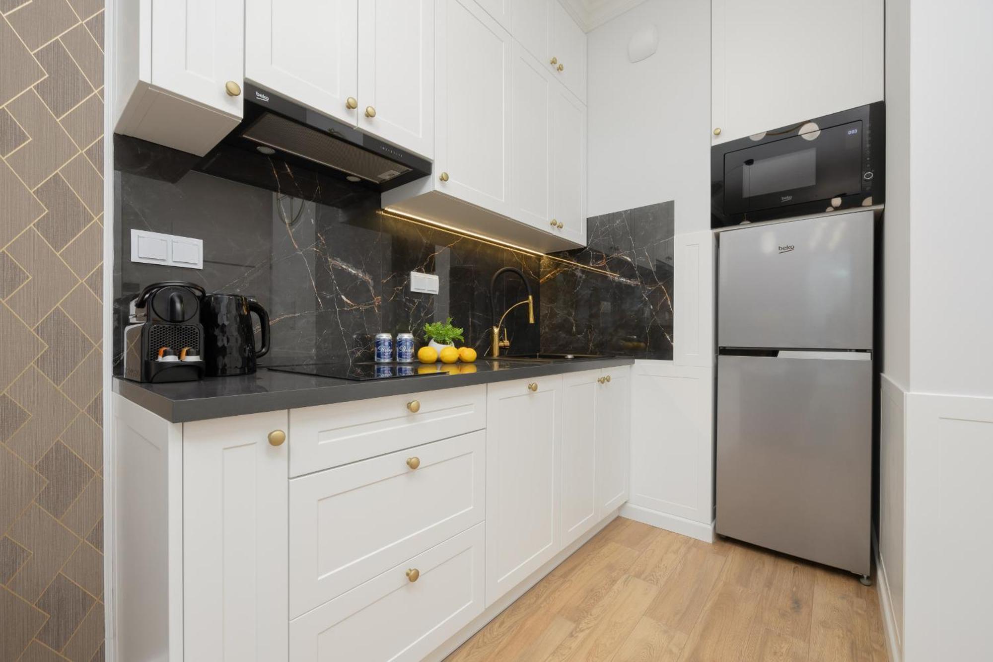 Lux Grzybowska With Parking By Renters Prestige Apartament