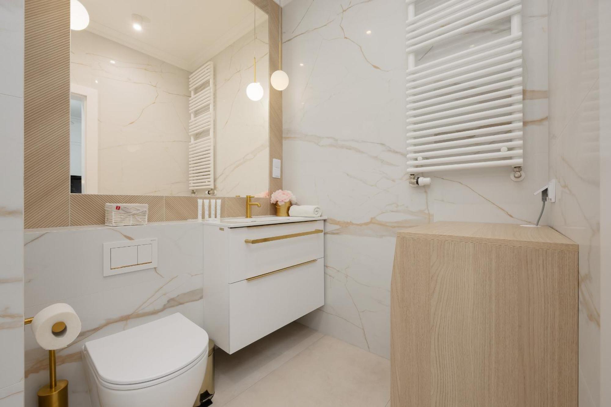Elegant Near Rondo Onz By Renters Prestige * Warsaw