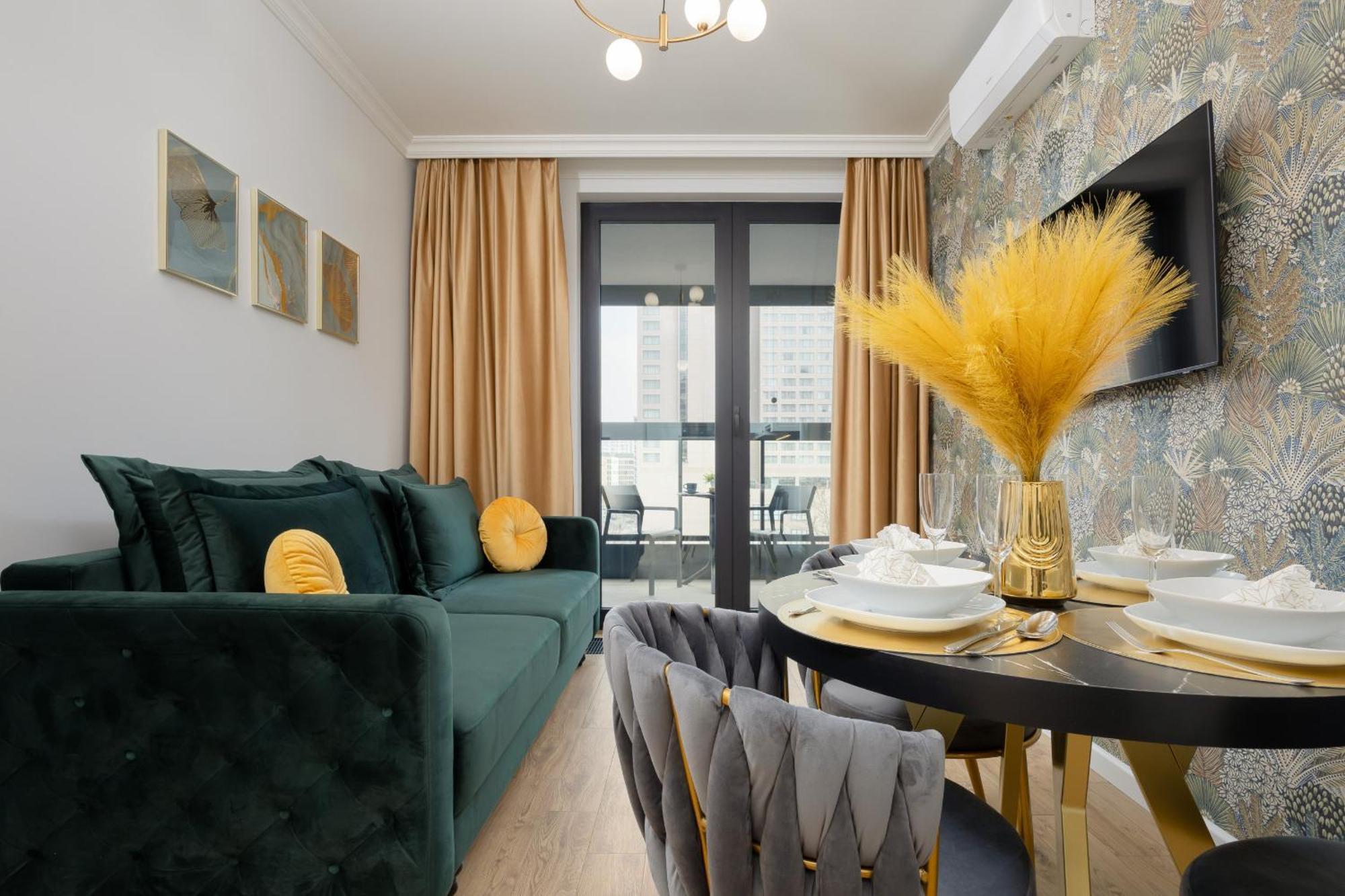 Elegant Near Rondo Onz By Renters Prestige *