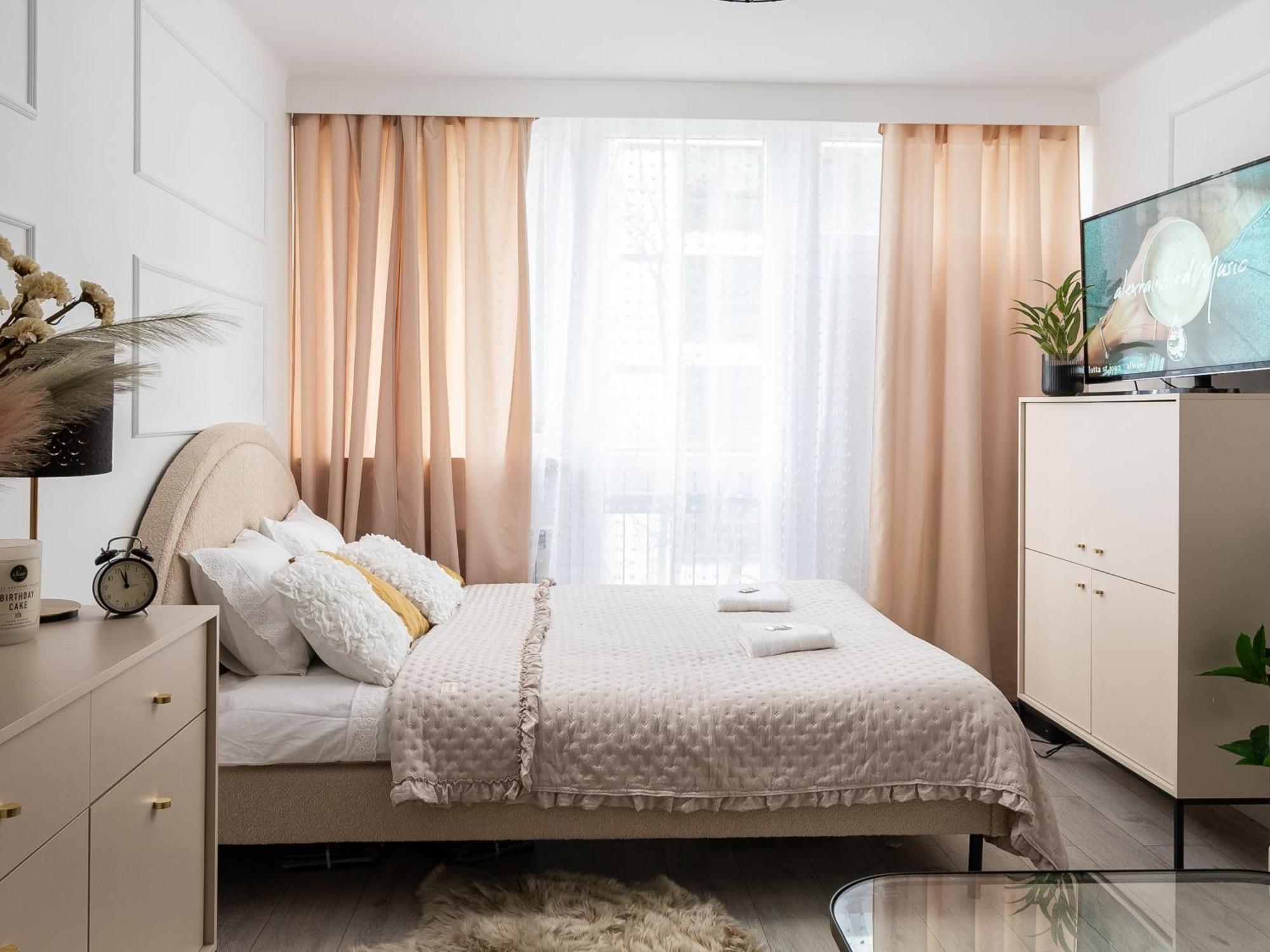 Apartment Air-conditioned Gatawaystudio 900m From Station, Parking On Site Warschau