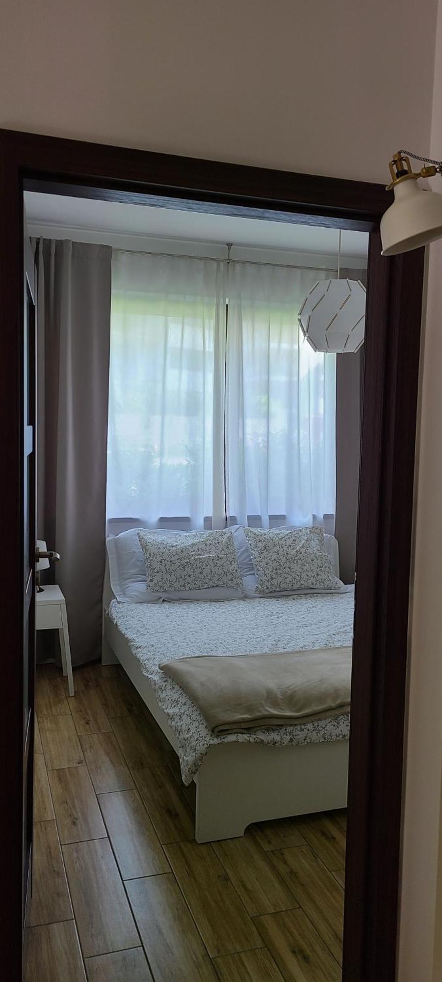 Lovely One-bedroom With Patio. Apartment