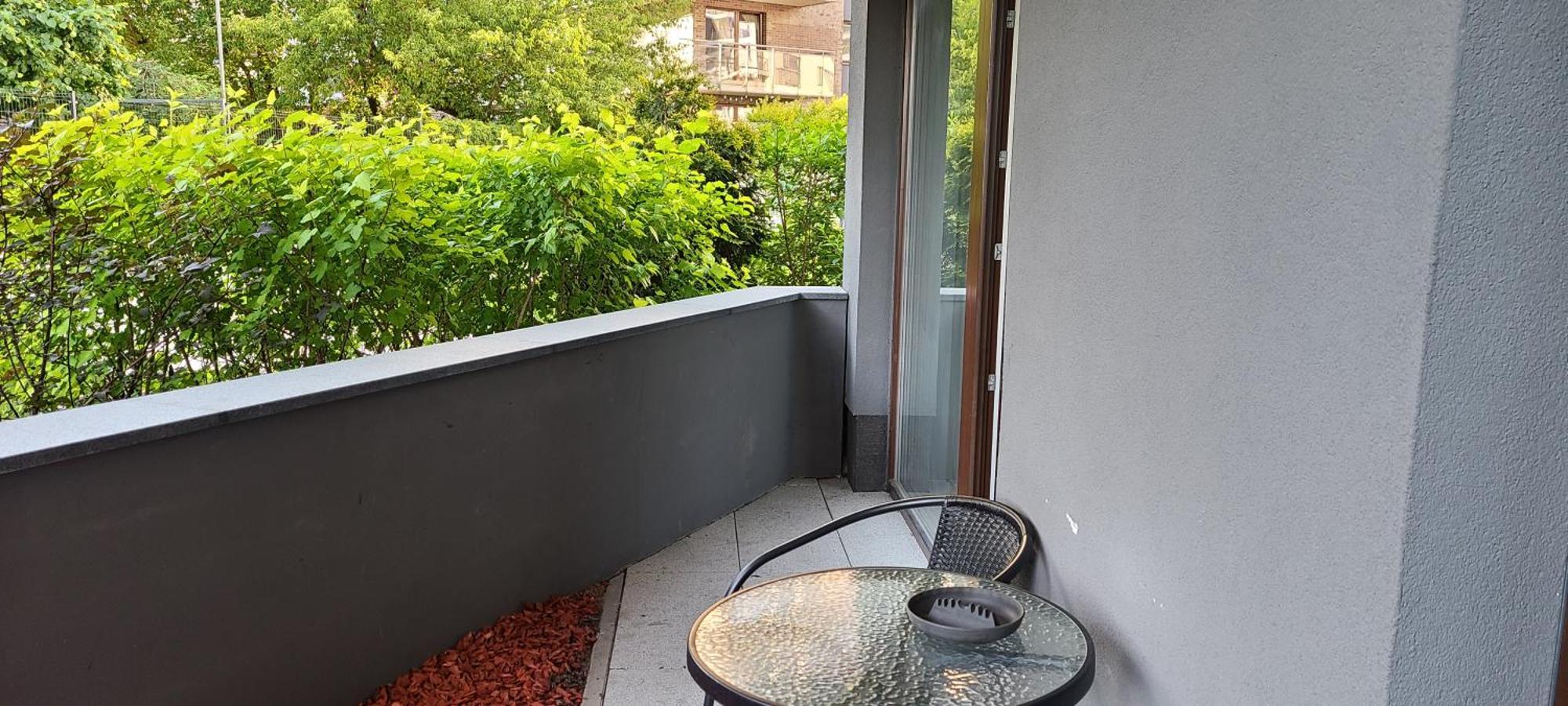 Lovely One-bedroom With Patio.