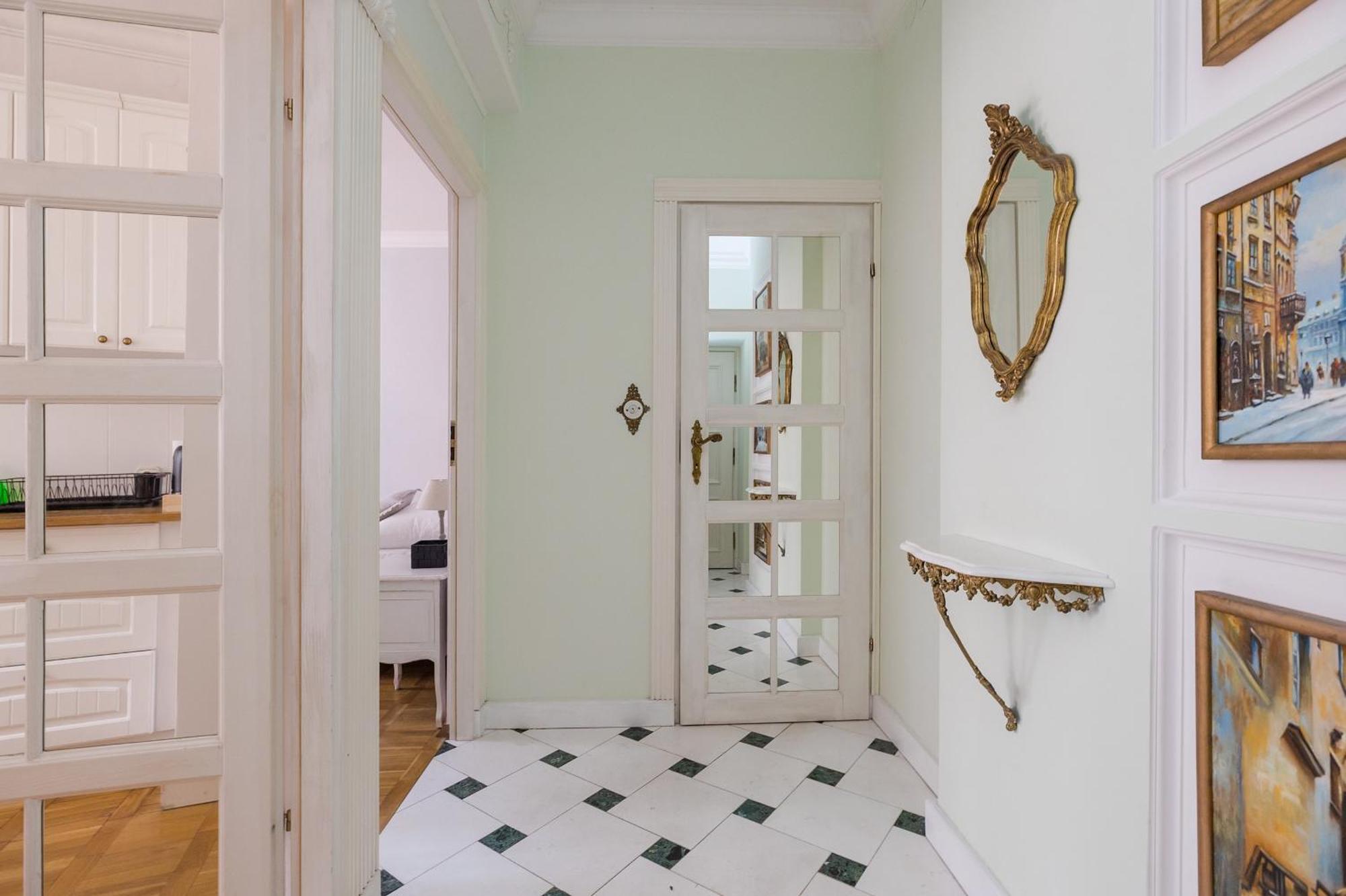 Apartment Shortstaypoland Krzywe Kolo Warsaw