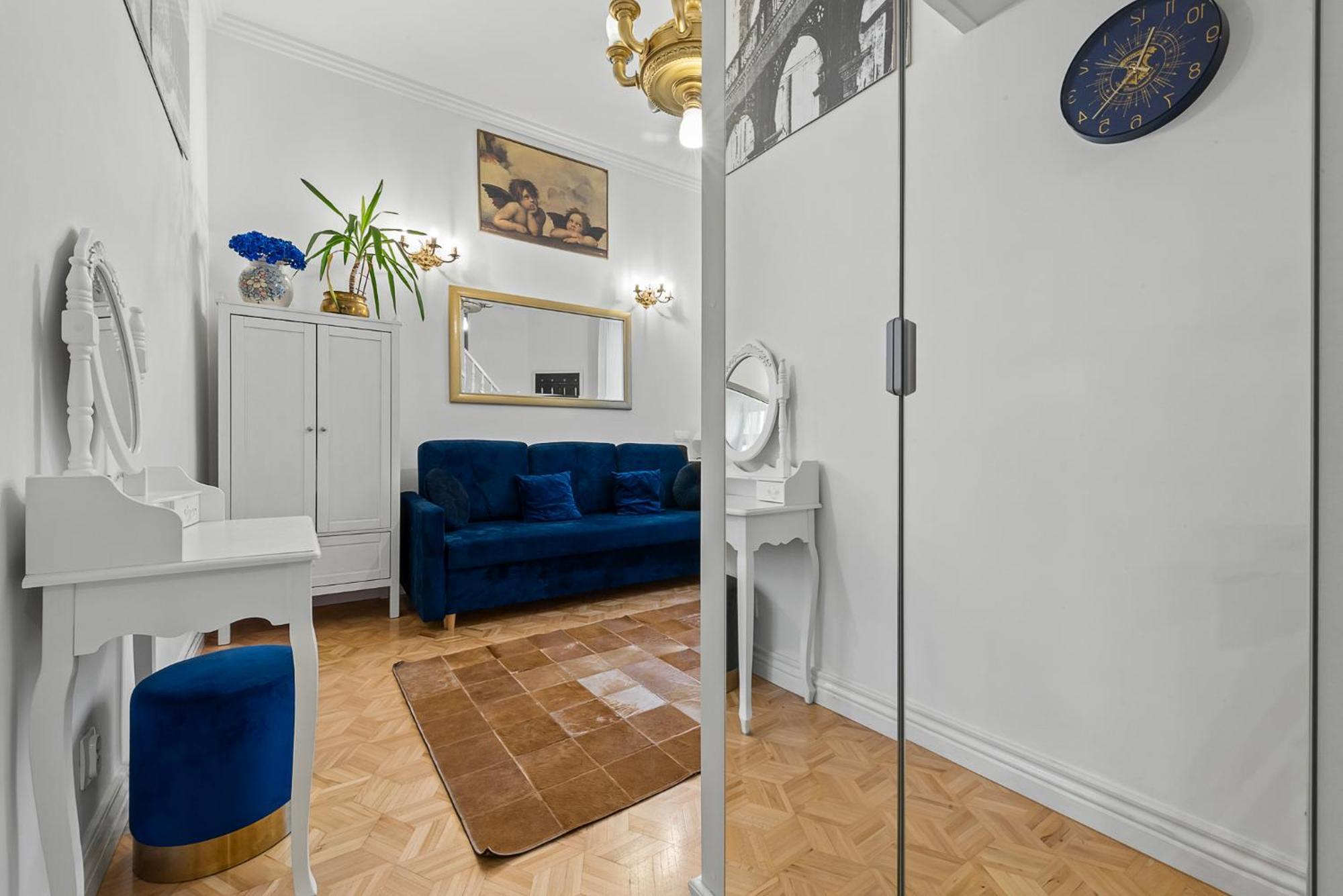 Beautiful Flat. Great Location. Warsaw