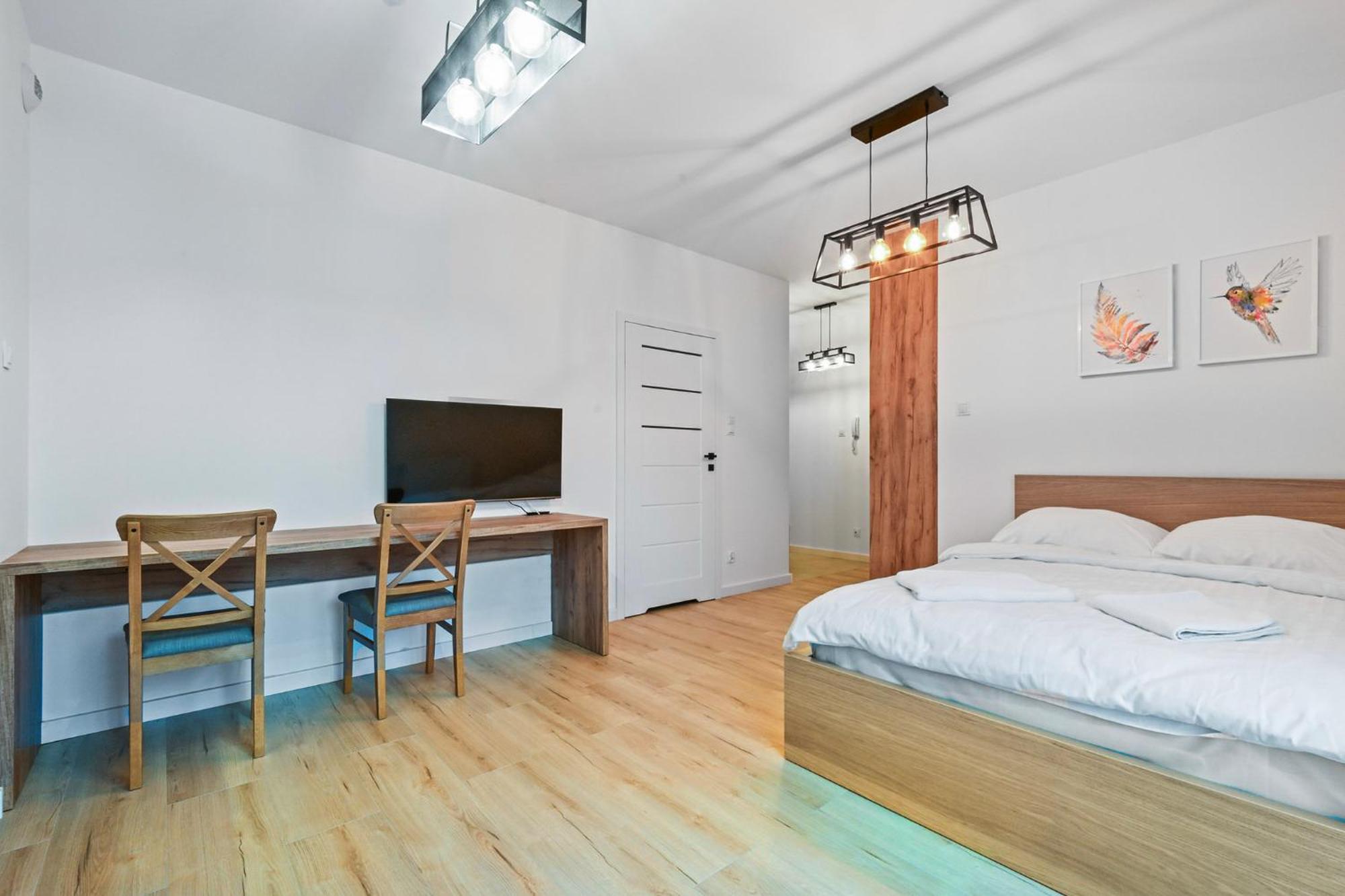 Apartment Stylish Studio. Free Parking.
