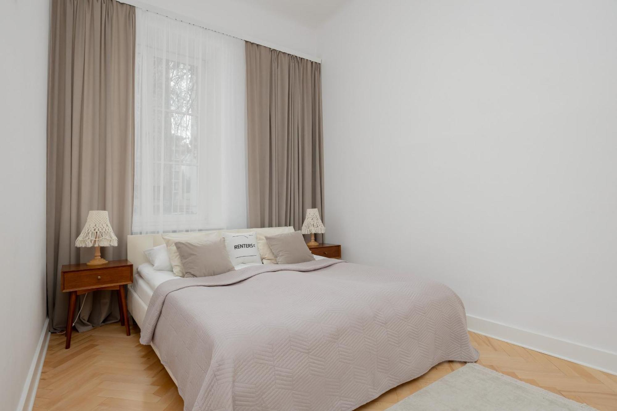 Apartment Spacious Vintage 1930's Inspired By Renters Warsaw