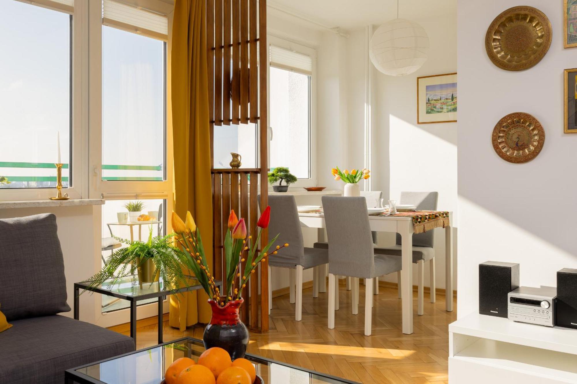 Autumn With Balcony And Two Bedrooms By Renters * Warsaw