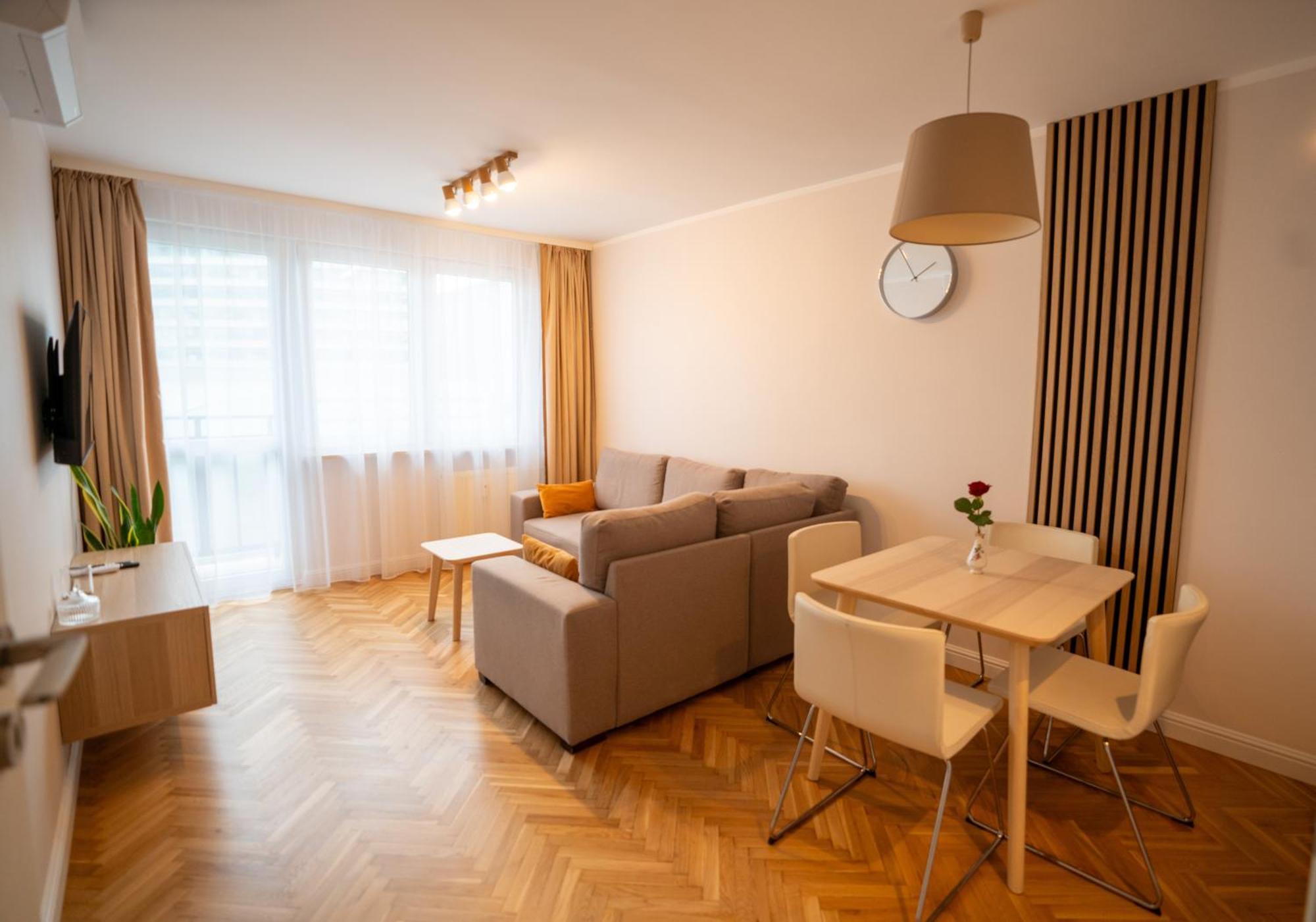 Apartment Gold 61 Warsaw