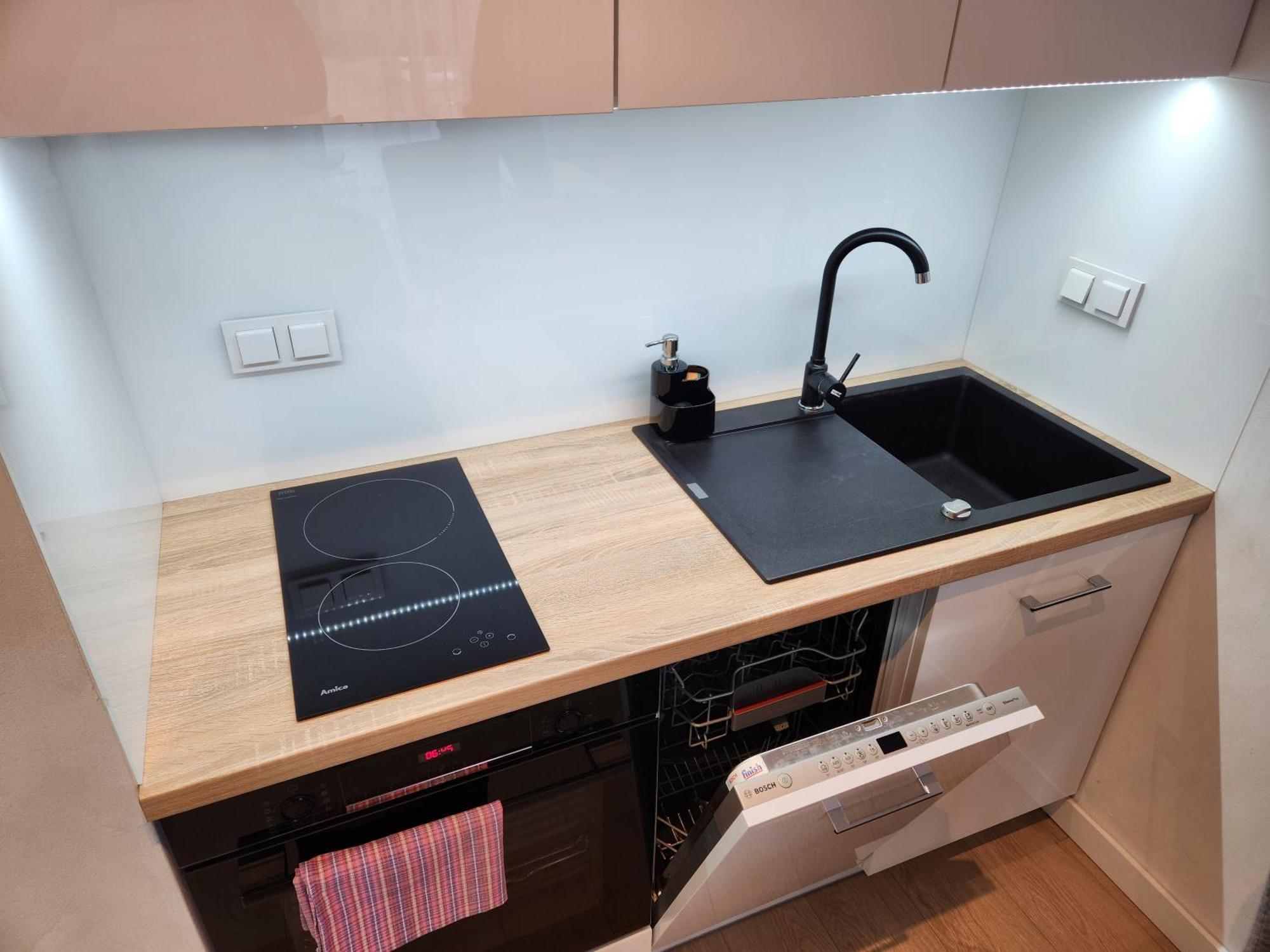 Premium Spire +parking Apartment Warsaw