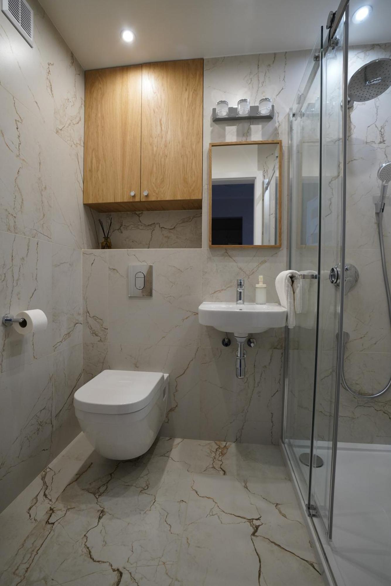 Gold 61 Apartment *