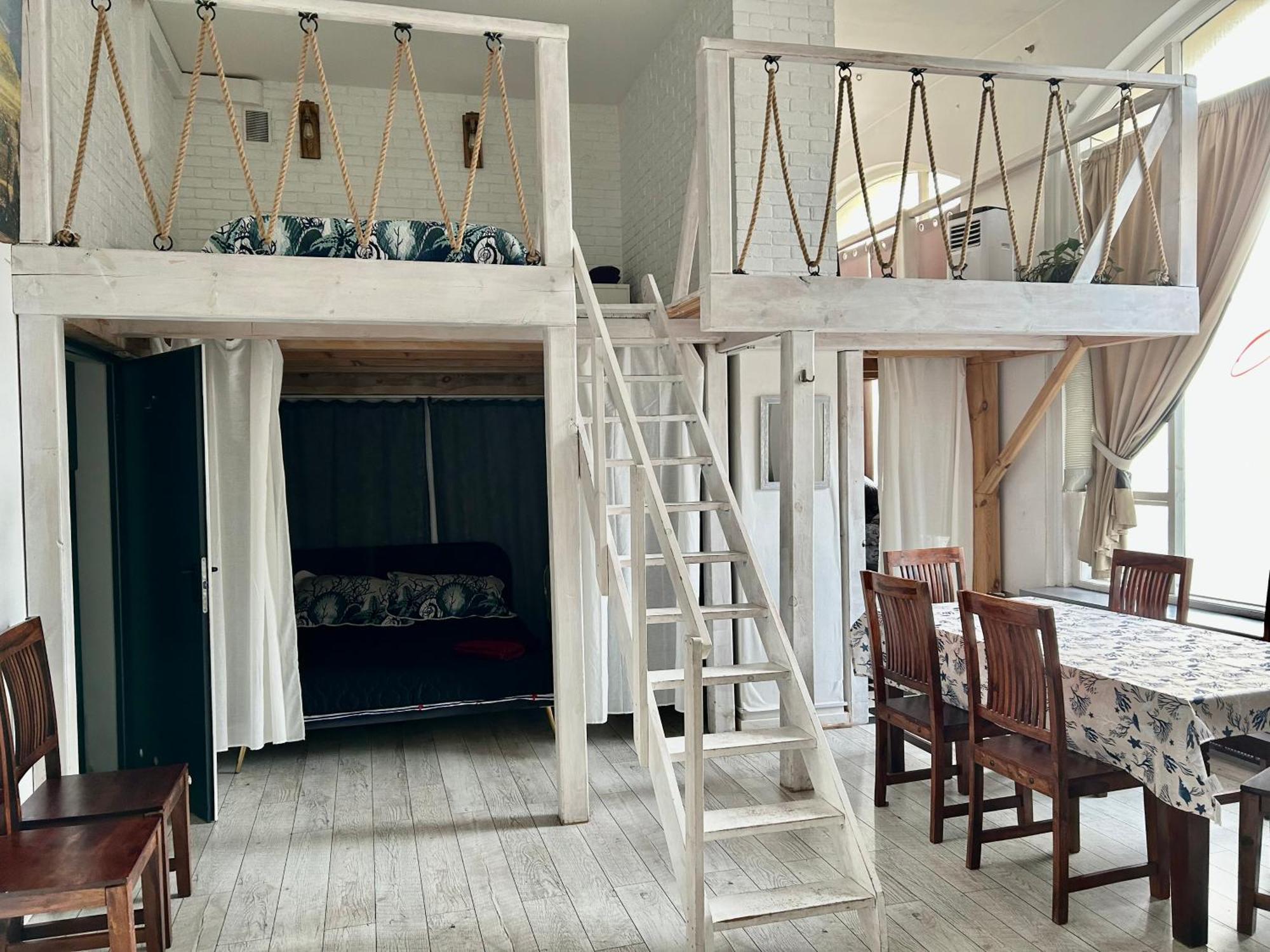 Apartment Amazing Art Loft / Centrum/ Free Parking