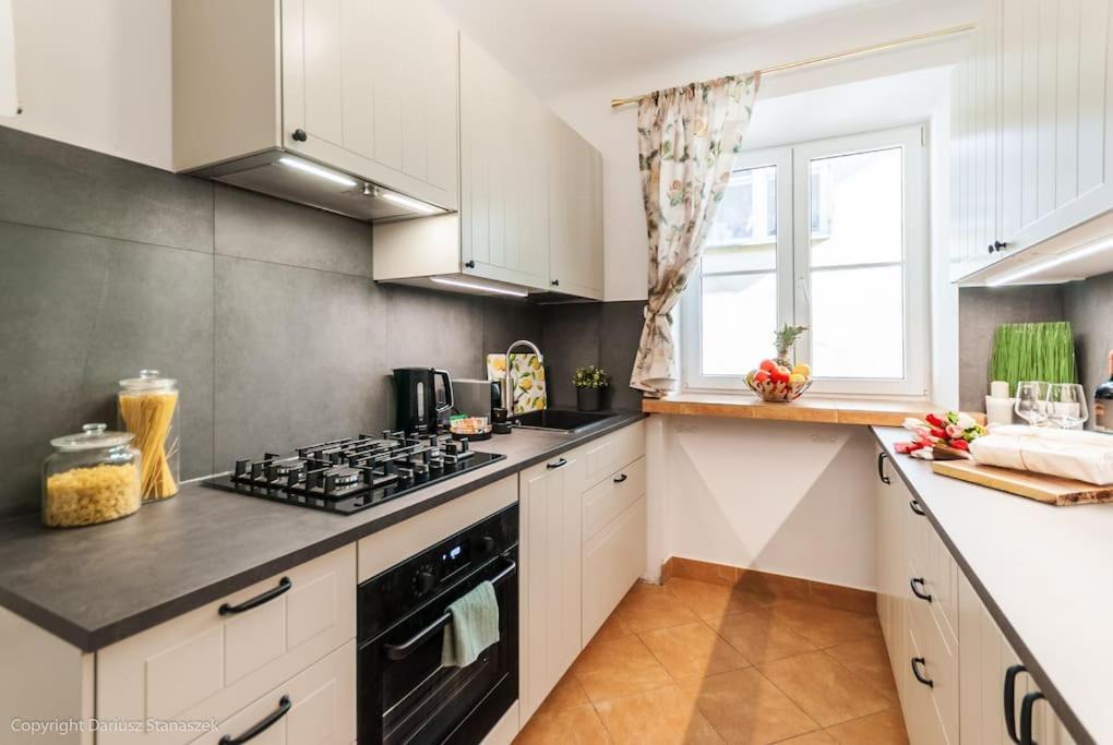 Superapart Swietojanska 19, Old Town Apartamento