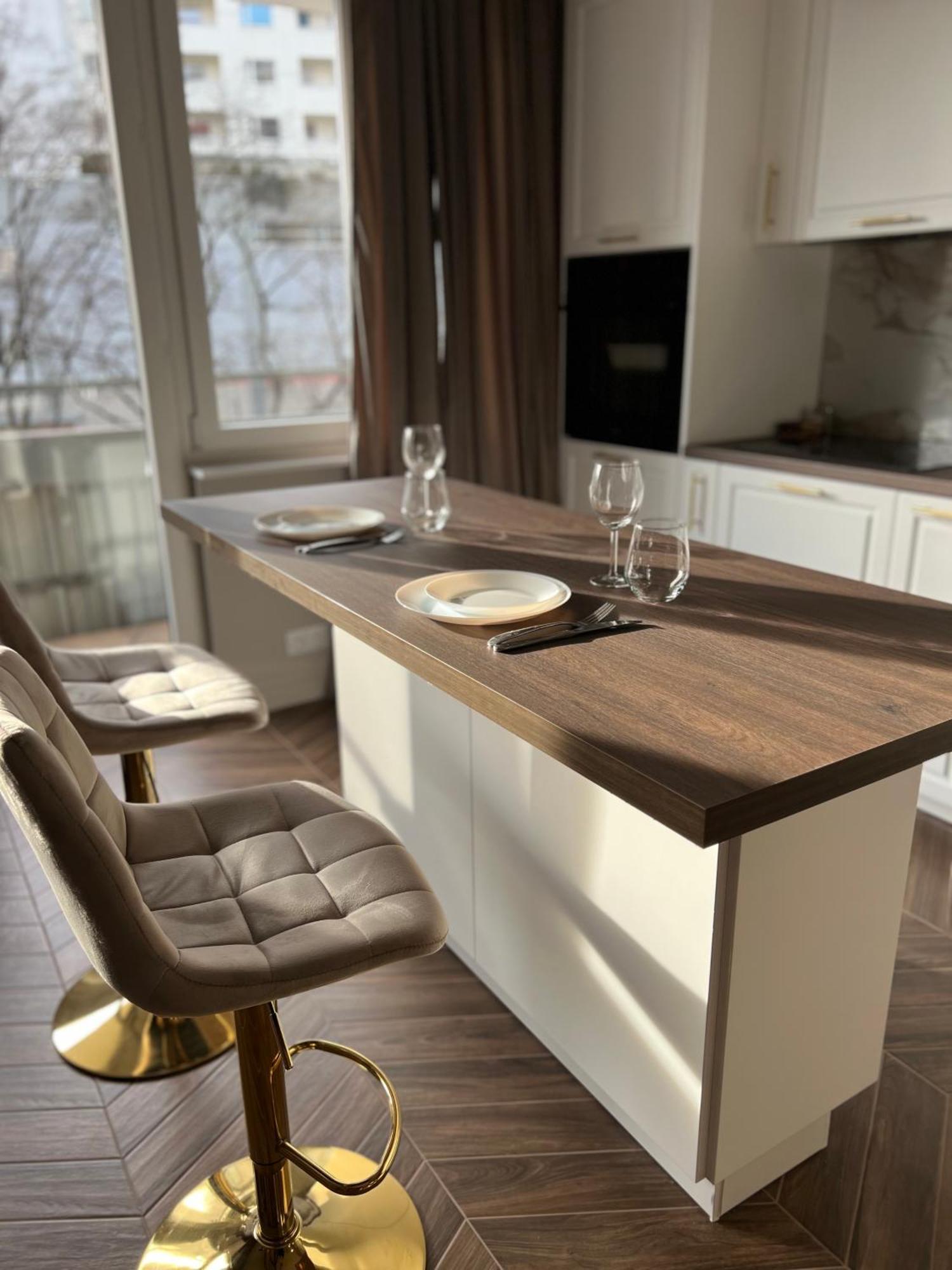 Apartment Wiatraczna Glamour Warschau