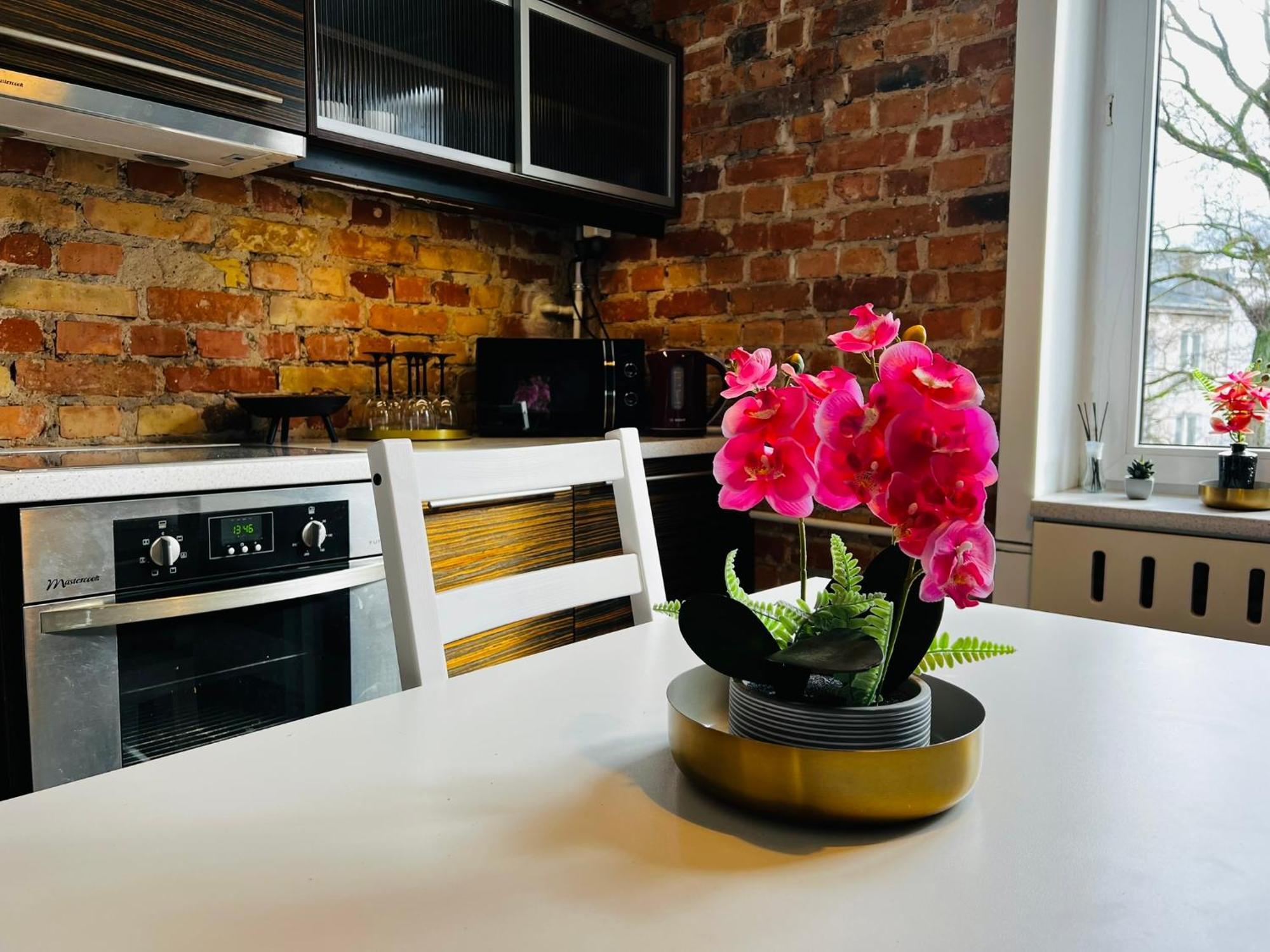 Klimatyczny I Cichy Mokotow Apartment *