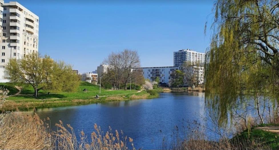 Trzy Wieze Apartament Warszawa