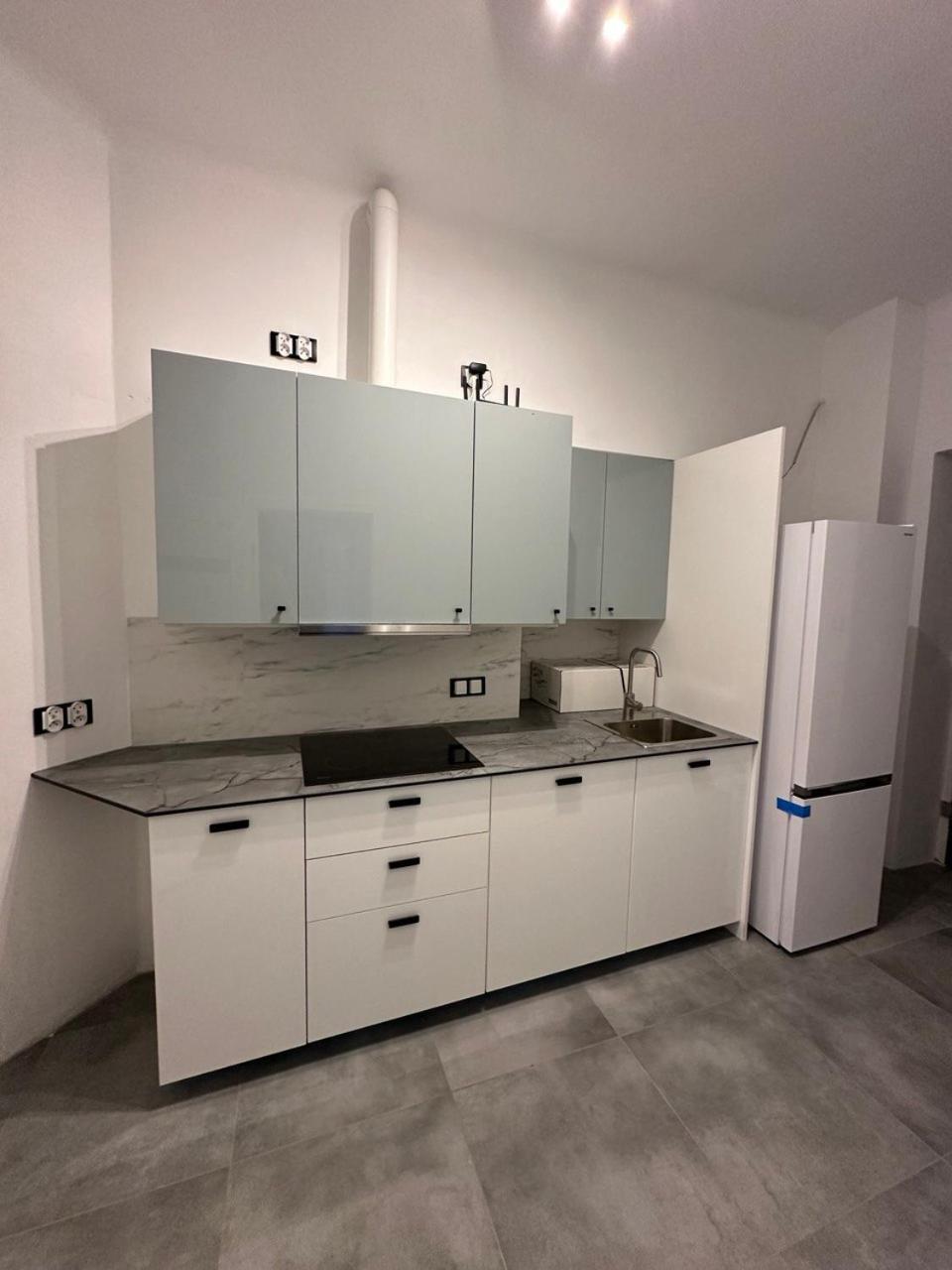 Apartment Student House Domaniewska Warschau