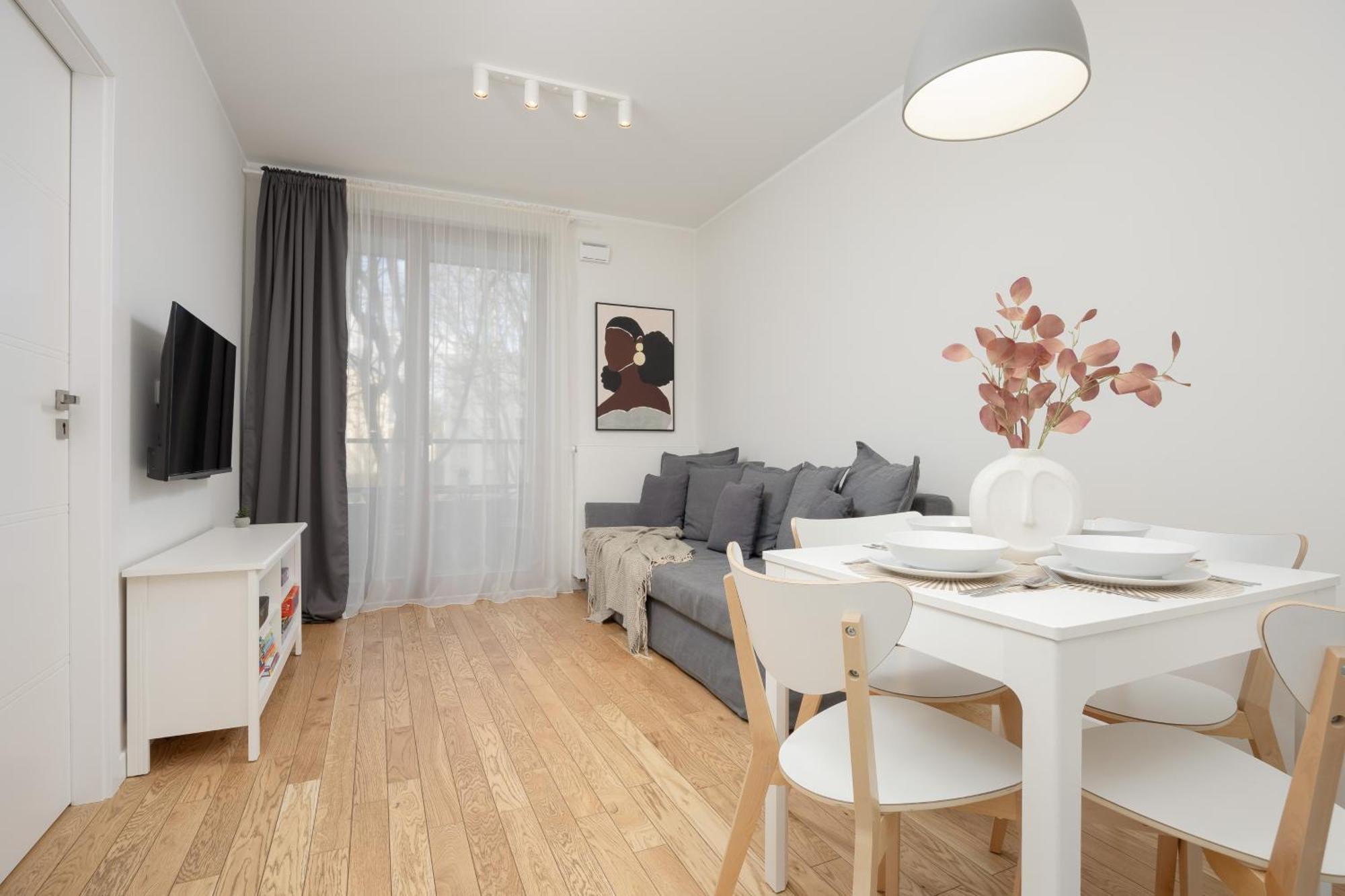 Srodmiescie Muranow With Parking By Renters Apartamento *