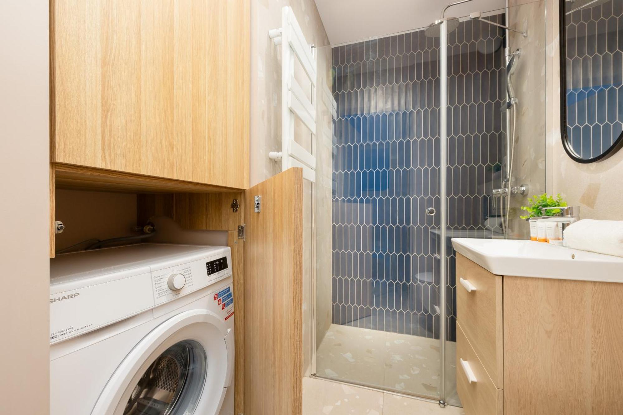 Charming Marszalkowska In The Centre Of By Renters *